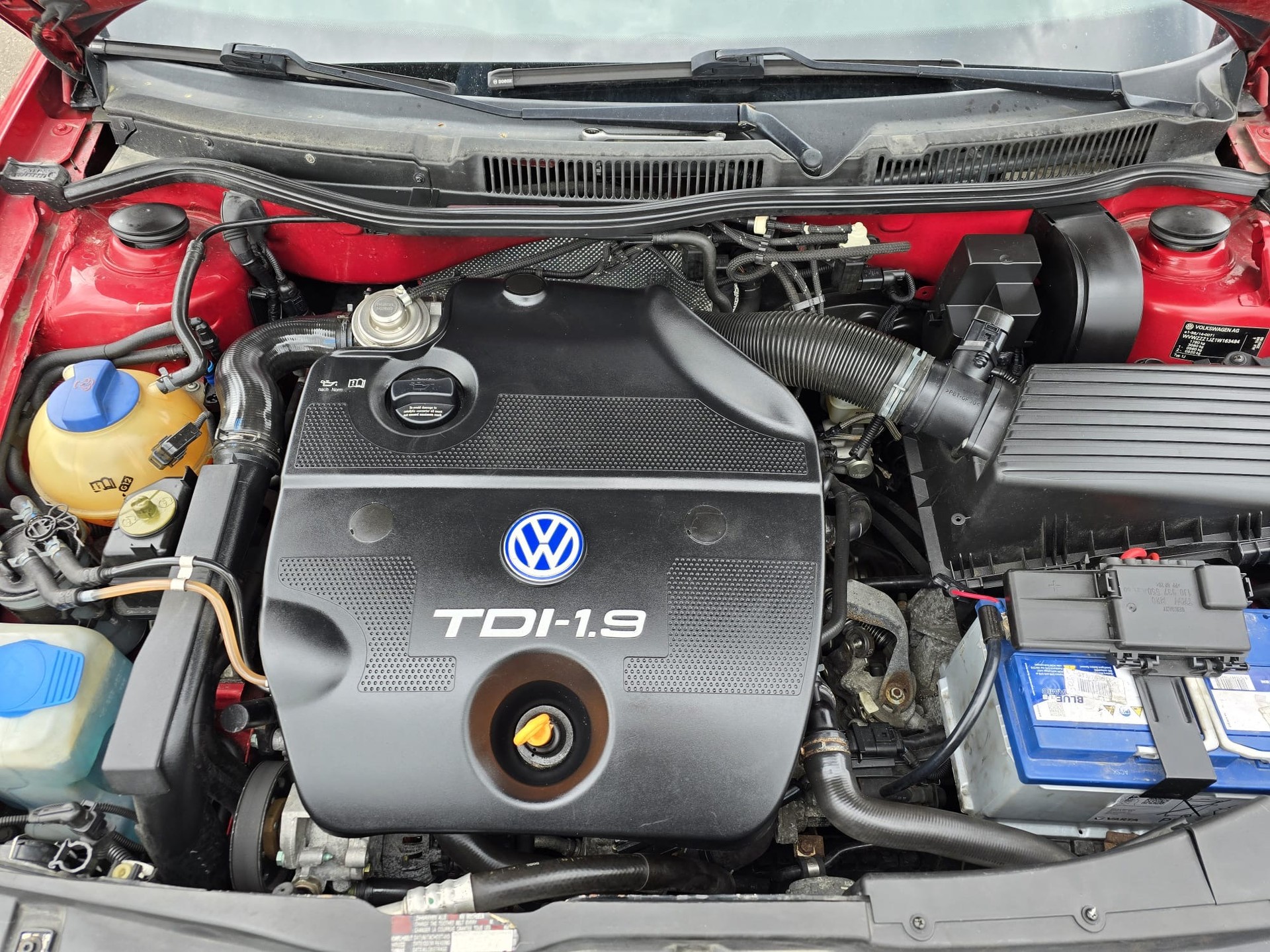 VW Golf 1.9 TDI-image-9