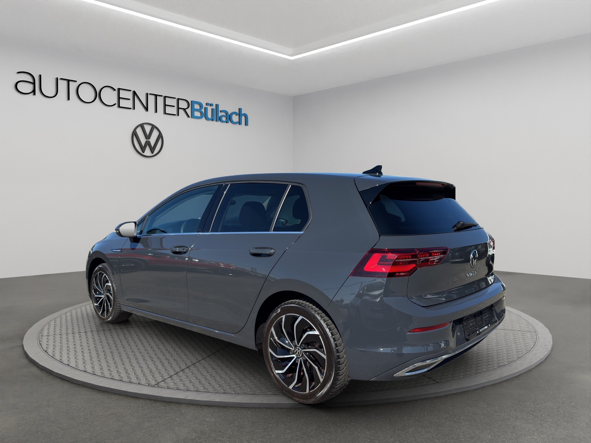 VW Golf 1.5 eTSI mHEV ACT Style DSG-image-6