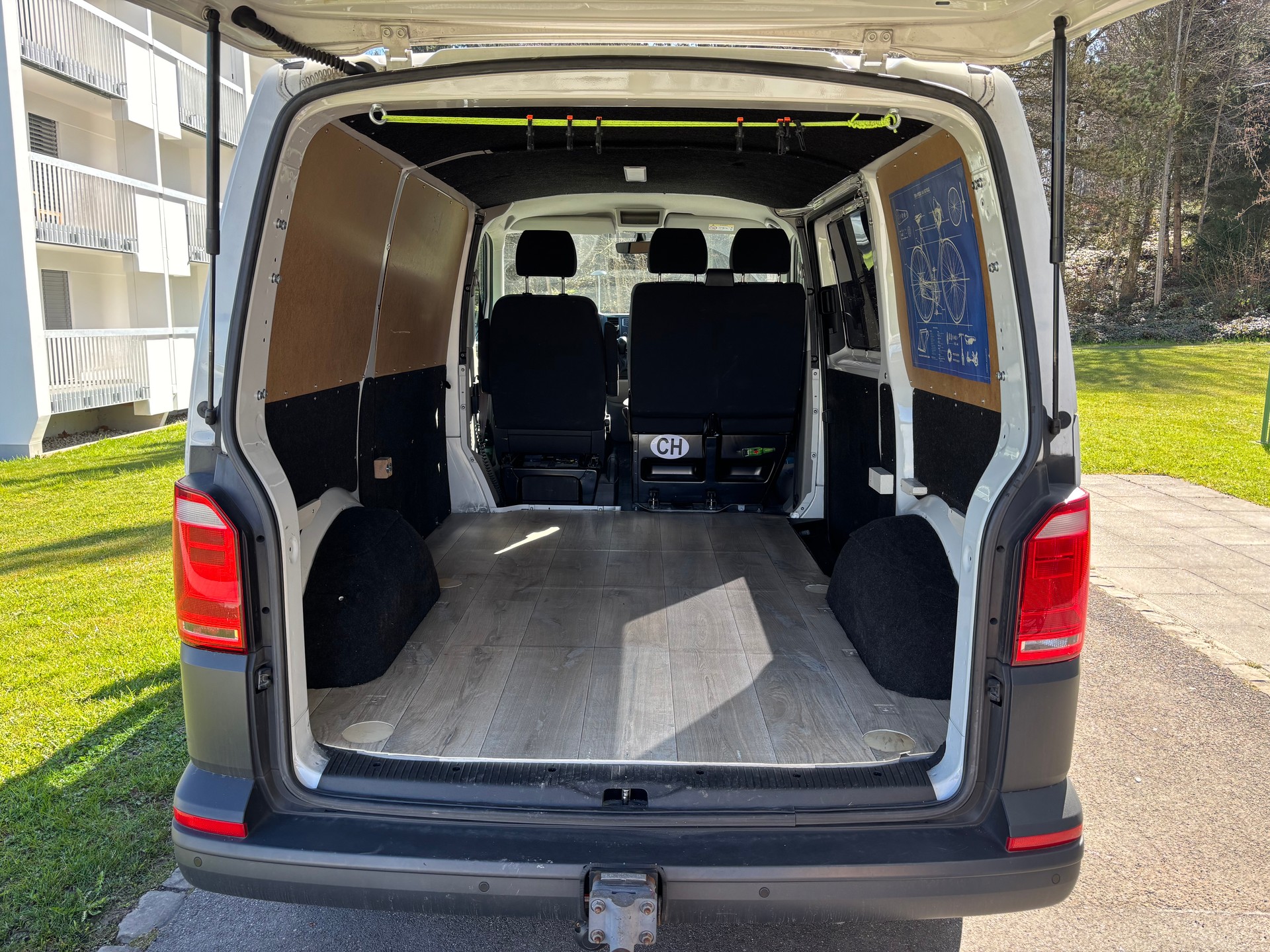 VW T6 2.0 TDI 4Motion DSG-image-9