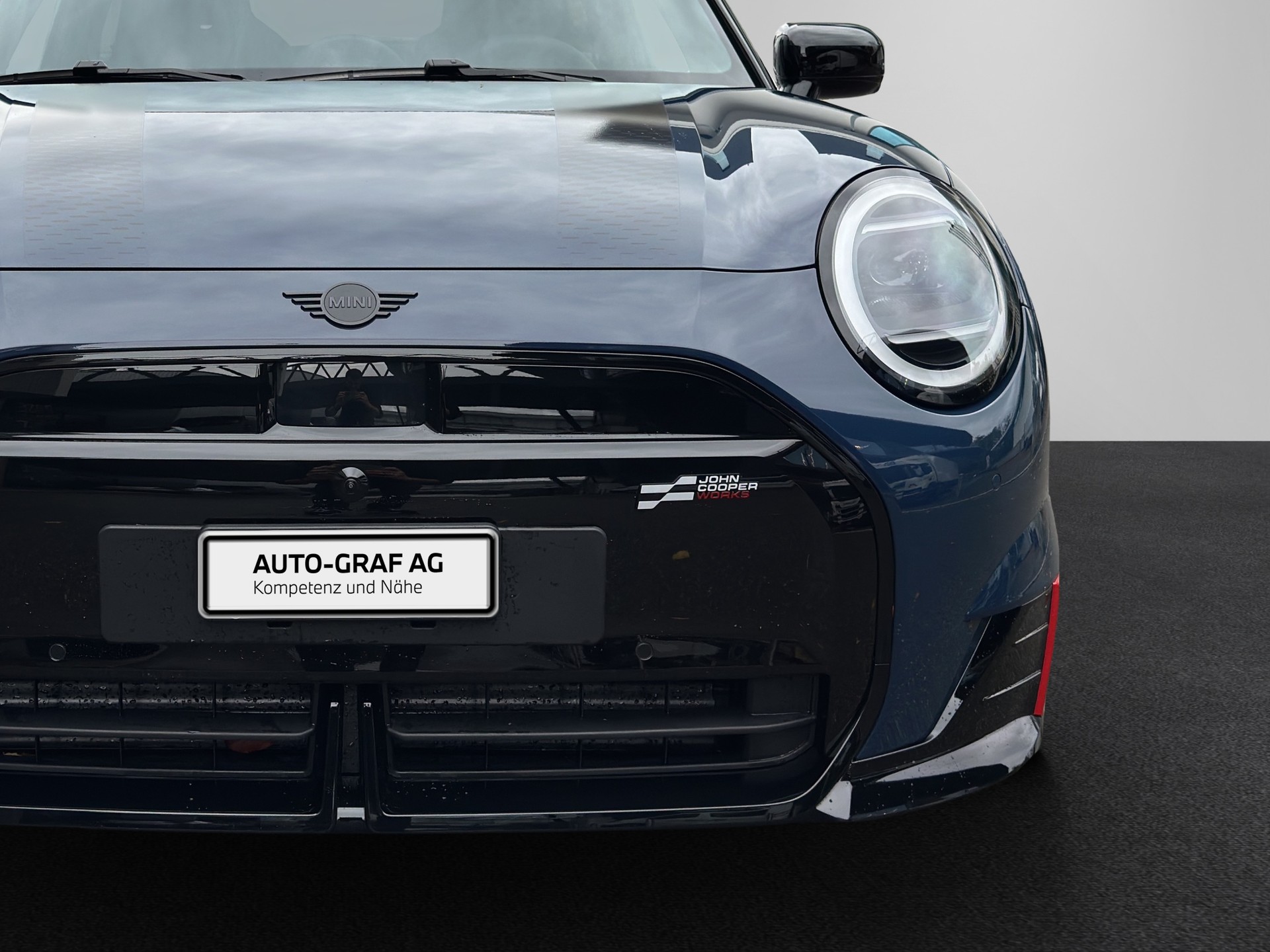 MINI JCWe 3door-image-8