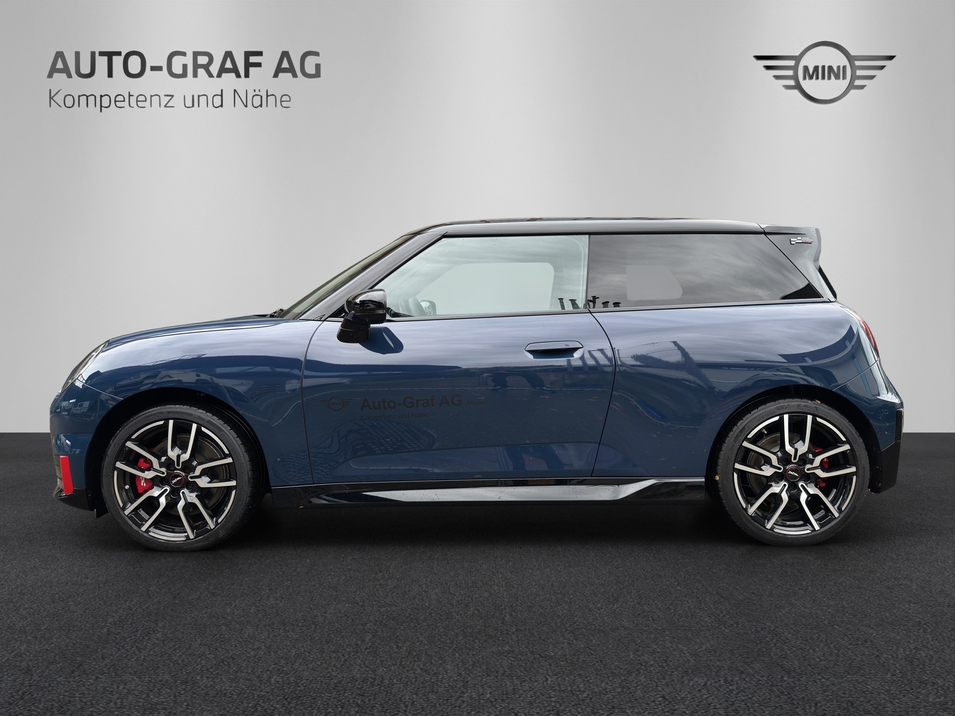 MINI JCWe 3door-image-1