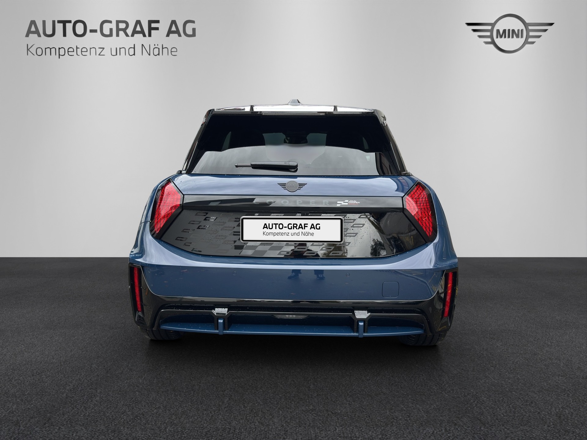 MINI JCWe 3door-image-3