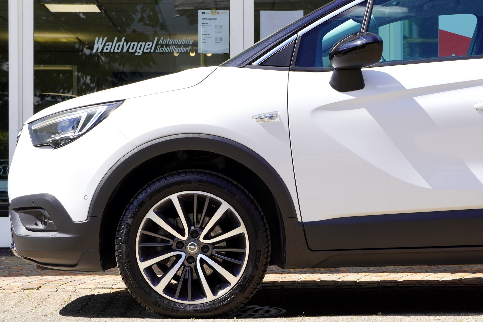 OPEL Crossland X 1.2i TP Excellence Automatik-image-4