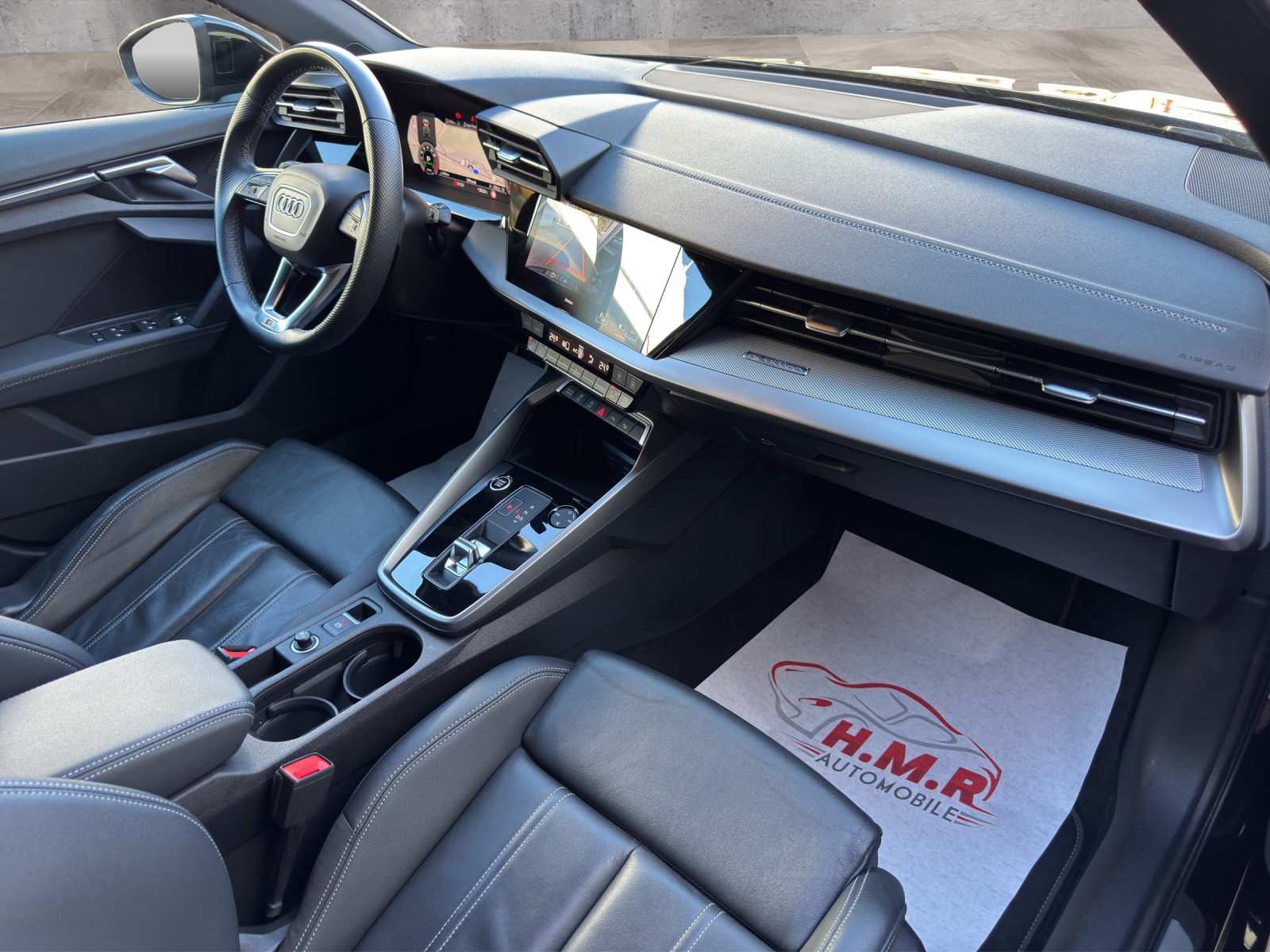 AUDI A3 Sportback 40 TFSI S line quattro S-tronic-image-10