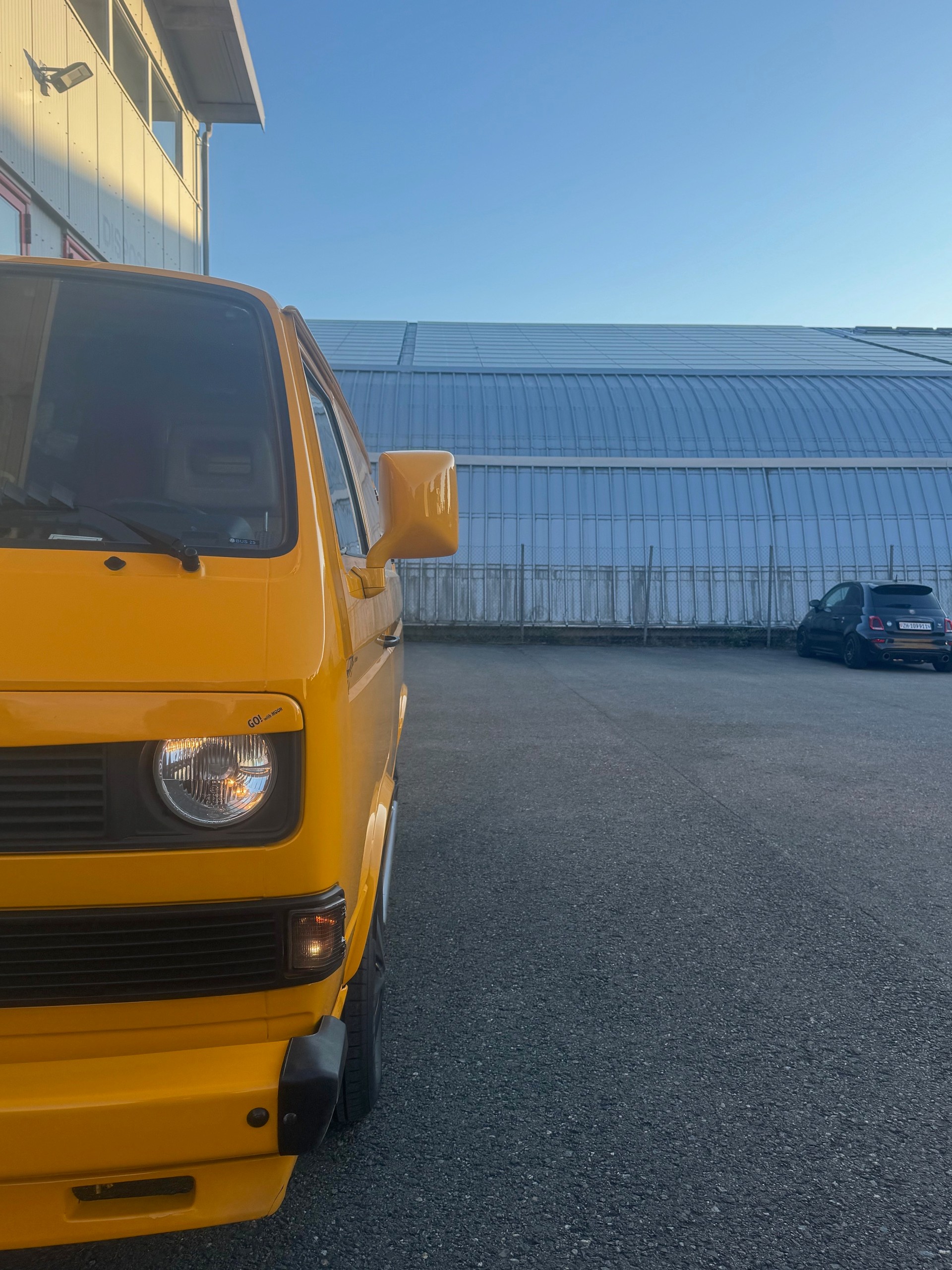 VW VW Typ2 T3 Camper "Yellow-Pearl"-showroom-element-2