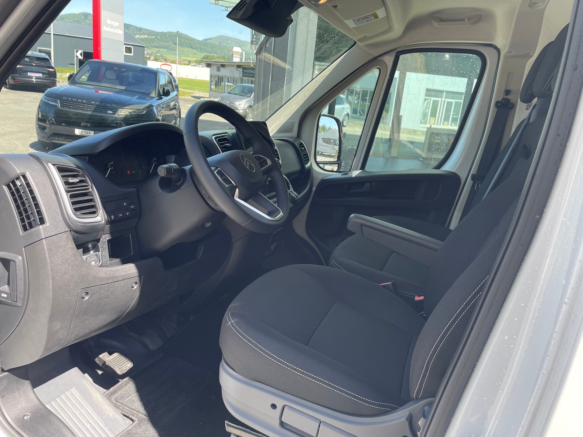 CITROEN Jumper 35 2.2 BlueHDi 140 L2H2-image-6