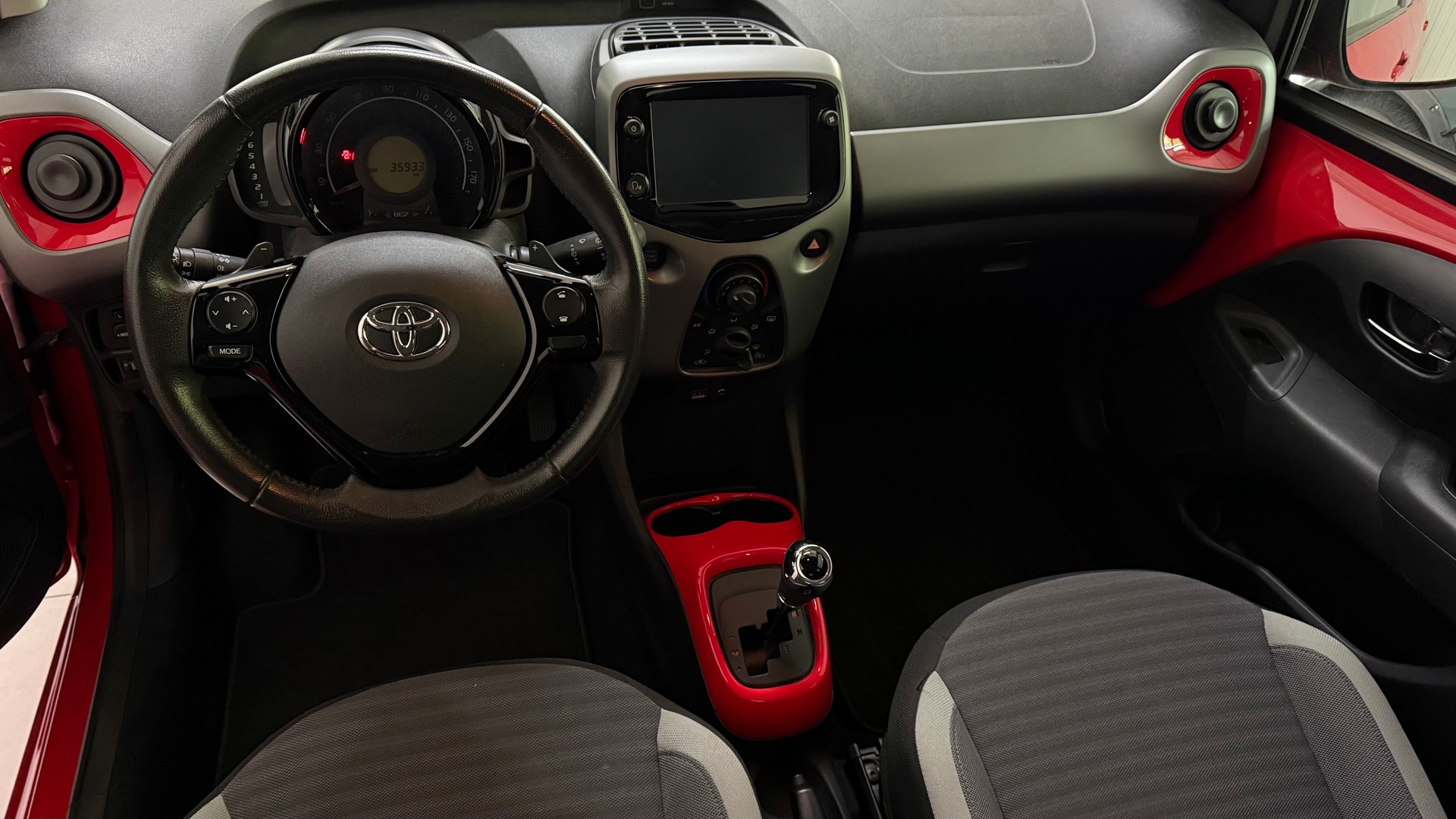 TOYOTA Aygo 1.0 VVT-i X-shift Trend-showroom-element-3