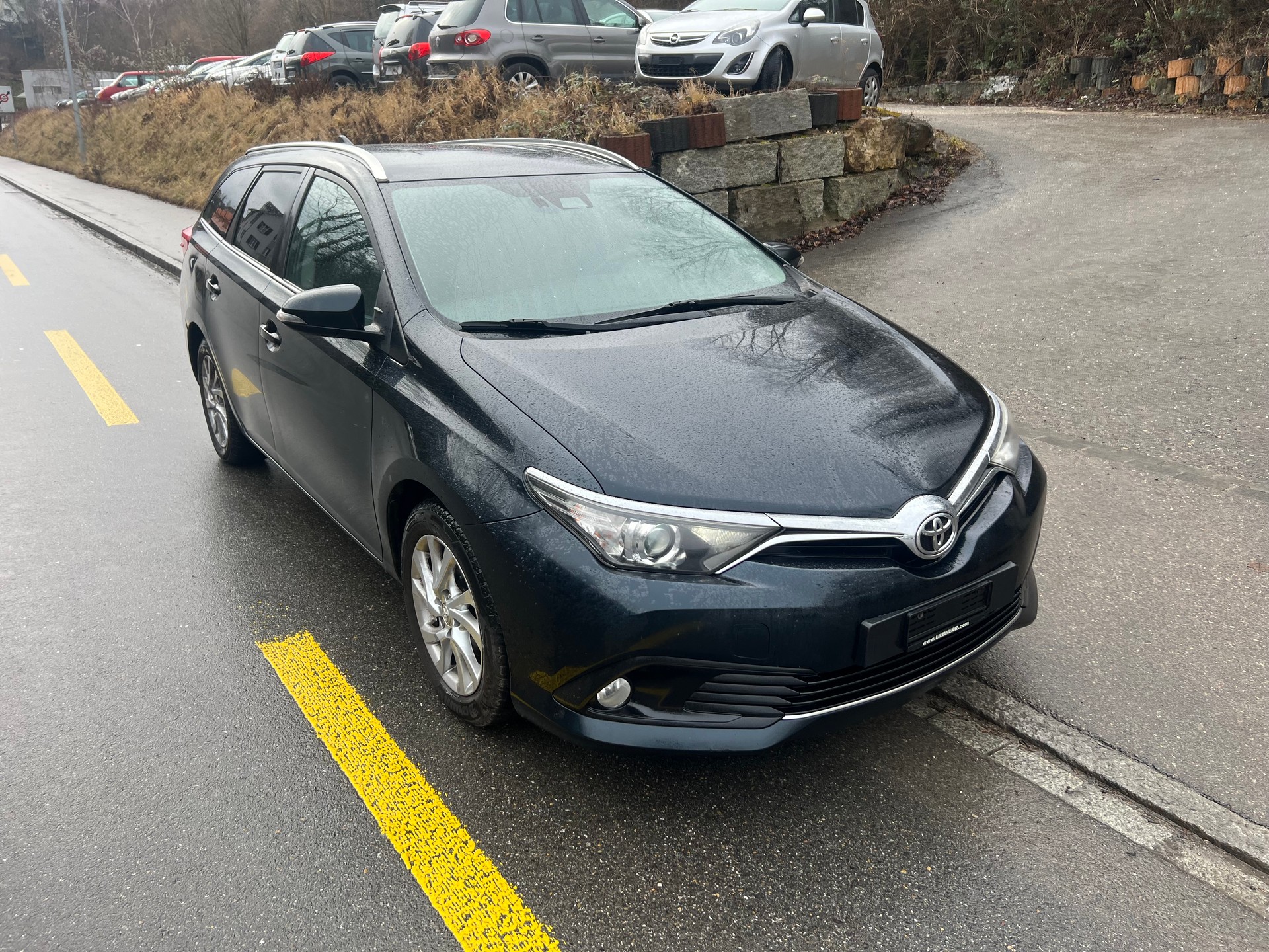TOYOTA Auris Touring Sports 1.2 Turbo Luna CVT-image-0