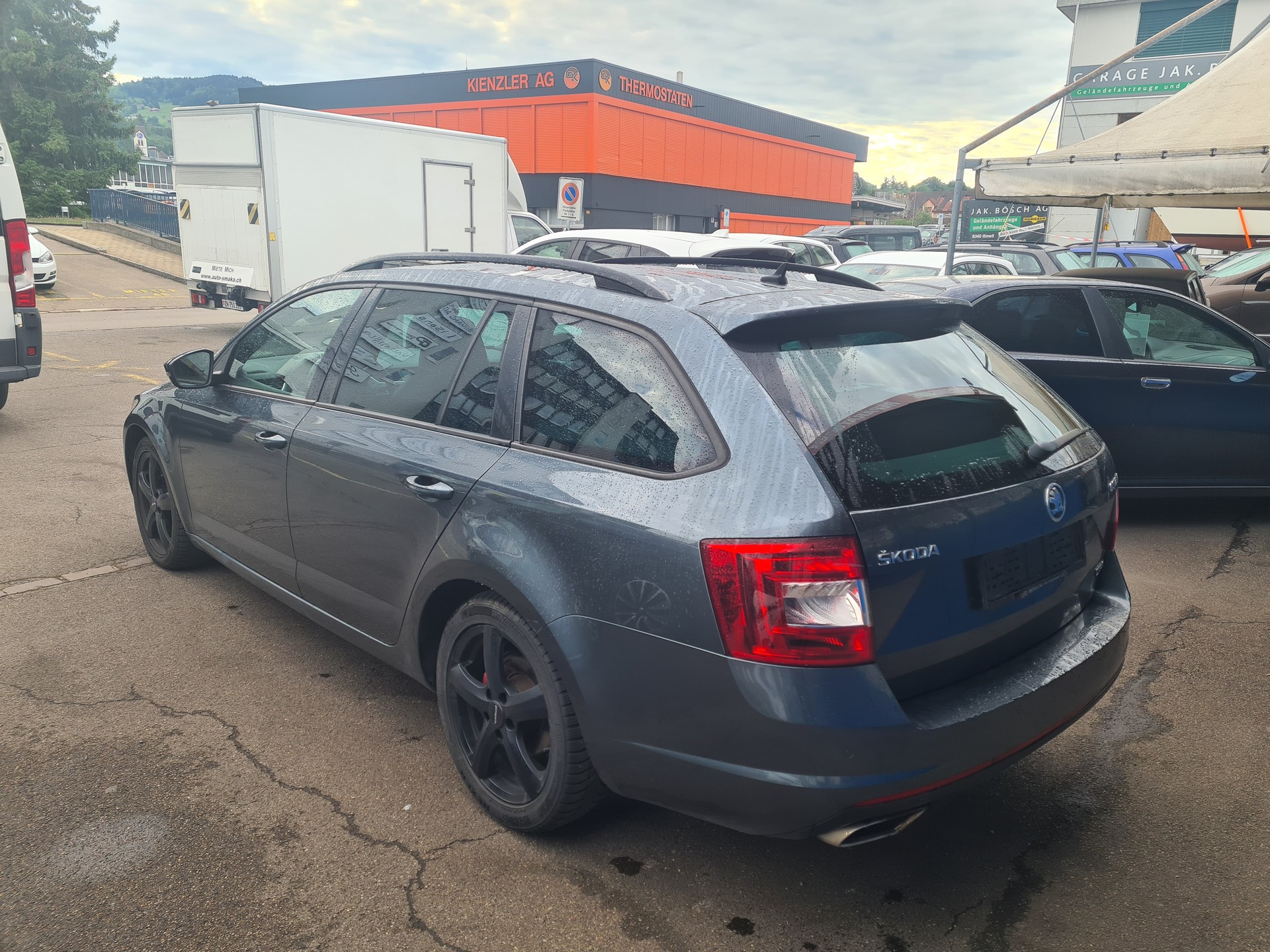 SKODA Octavia Combi 2.0 TDI RS DSG-image-3