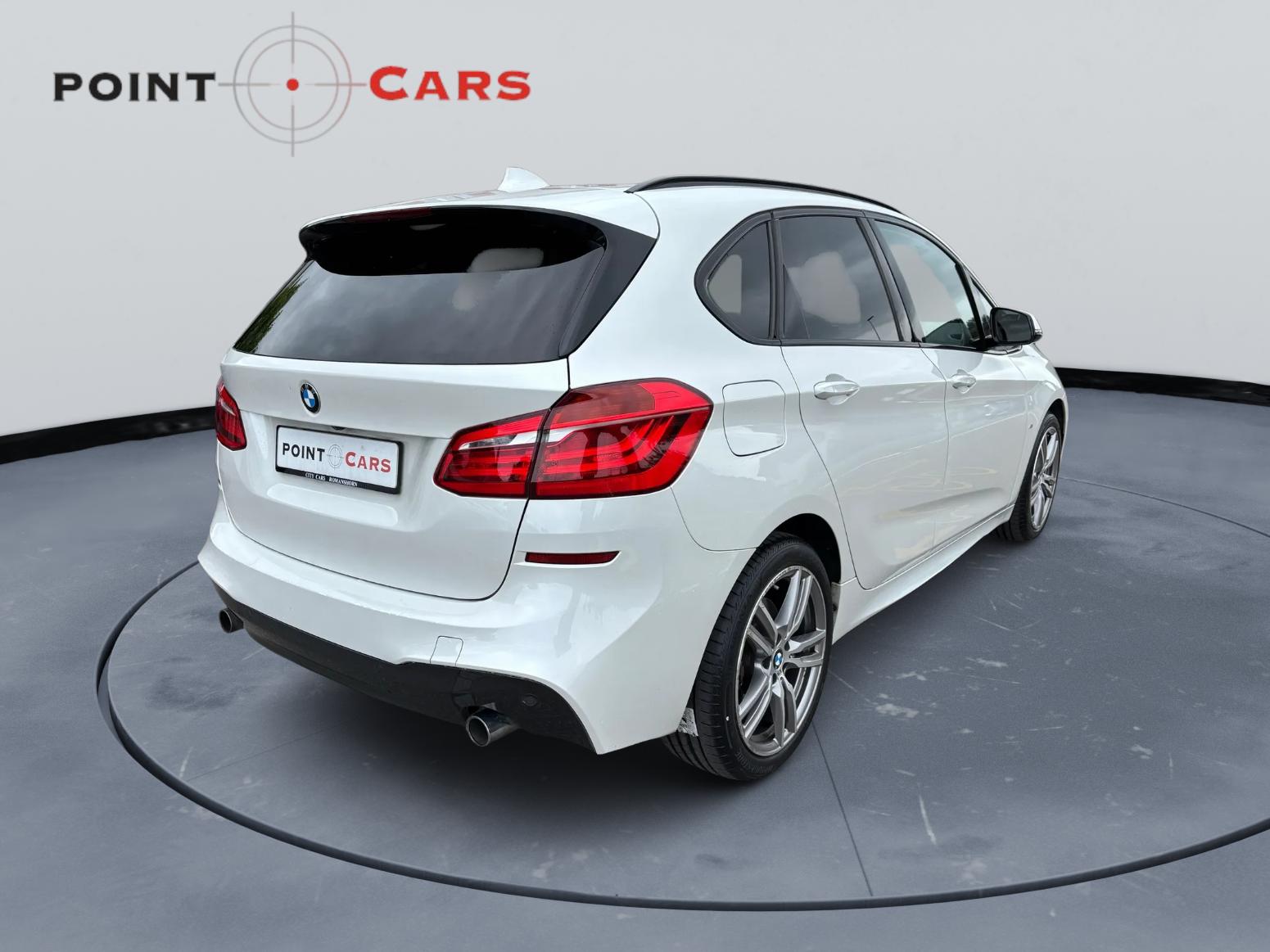 BMW 225i xDrive Active Tourer M Sport Steptronic-image-4