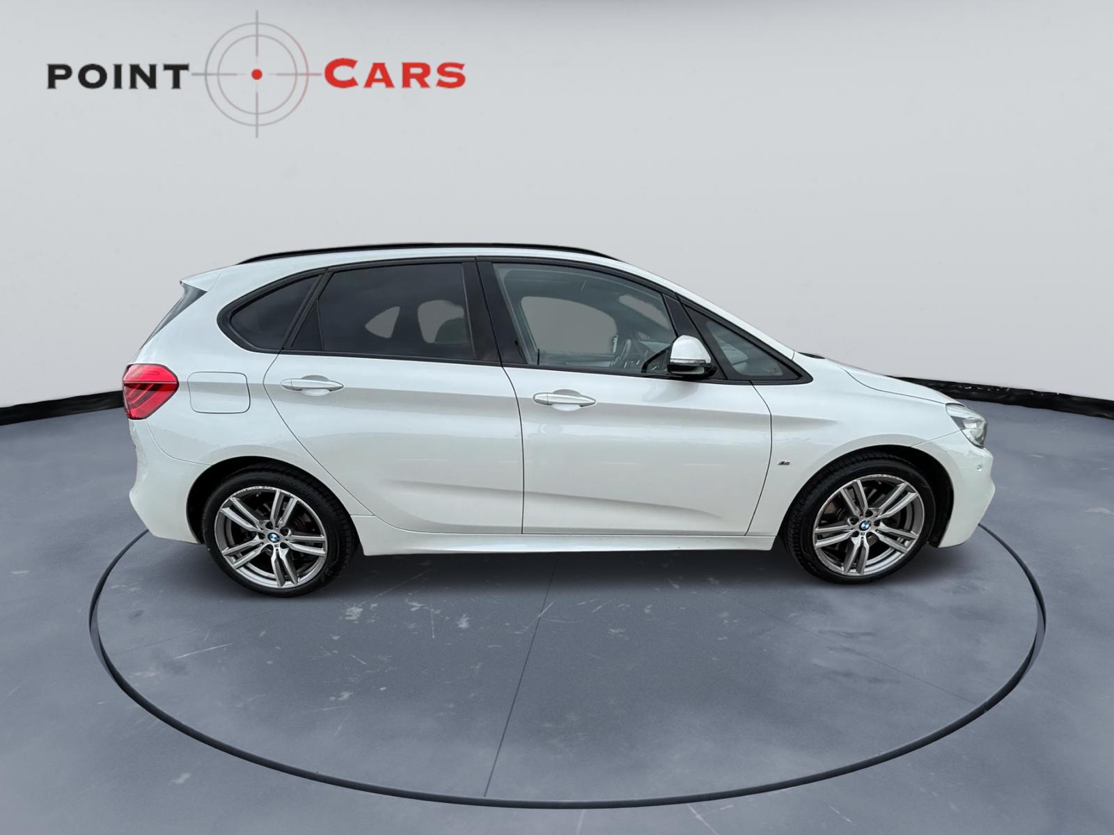 BMW 225i xDrive Active Tourer M Sport Steptronic-image-5