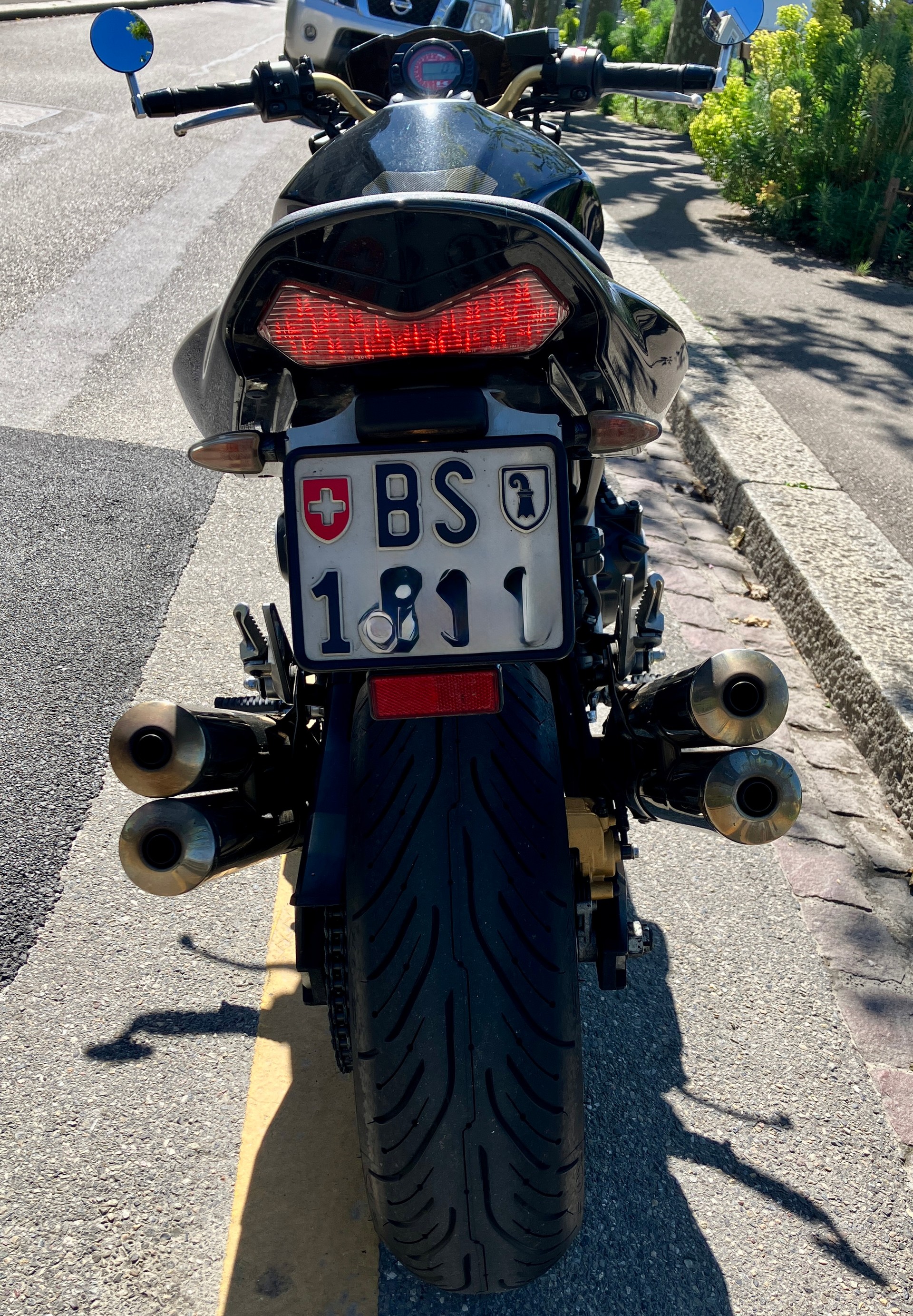 KAWASAKI Z 1000 A1 gepflegt/Serviceheft/MFK 2026-image-4