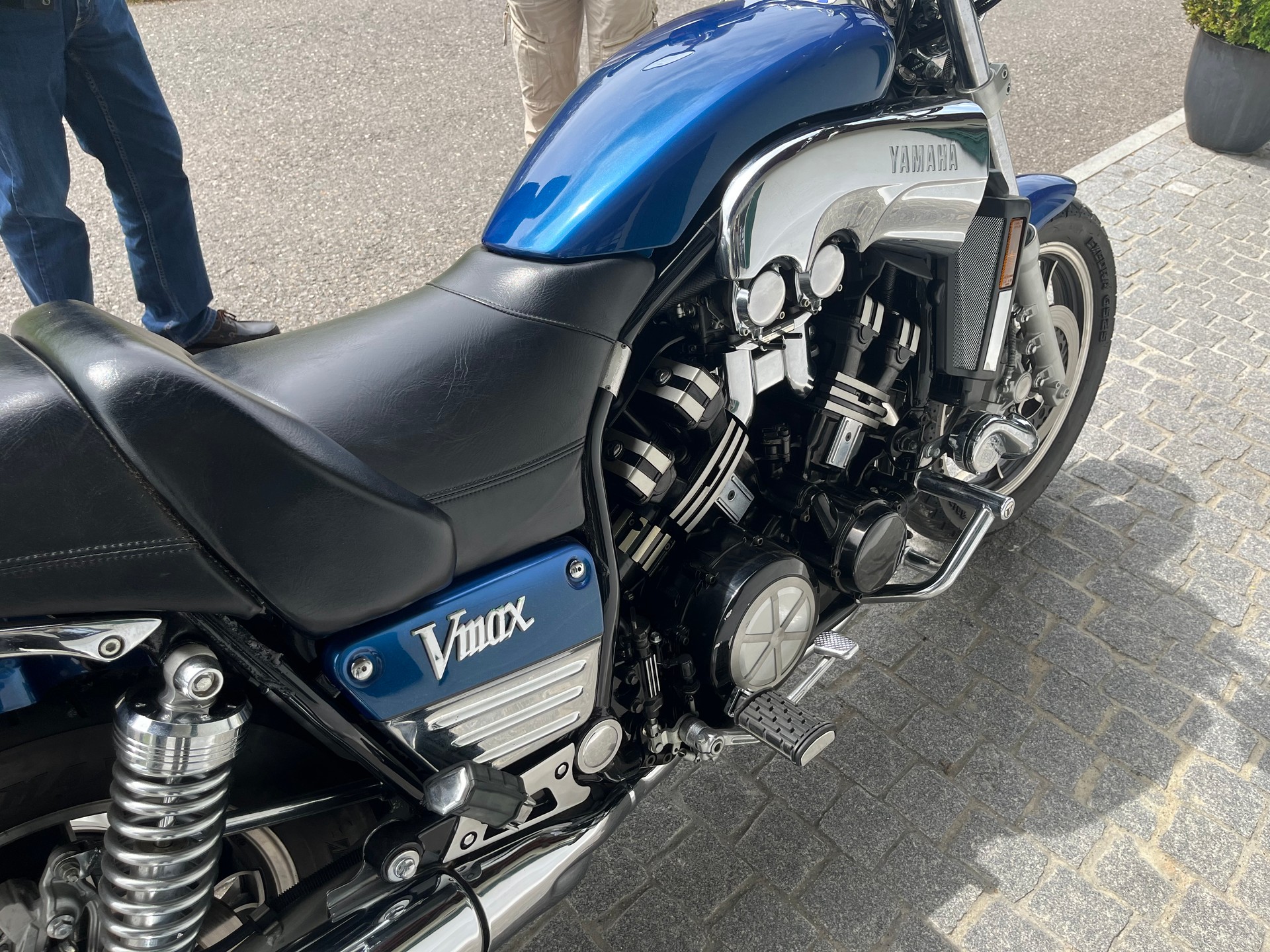 YAMAHA V-Max Egli-image-1