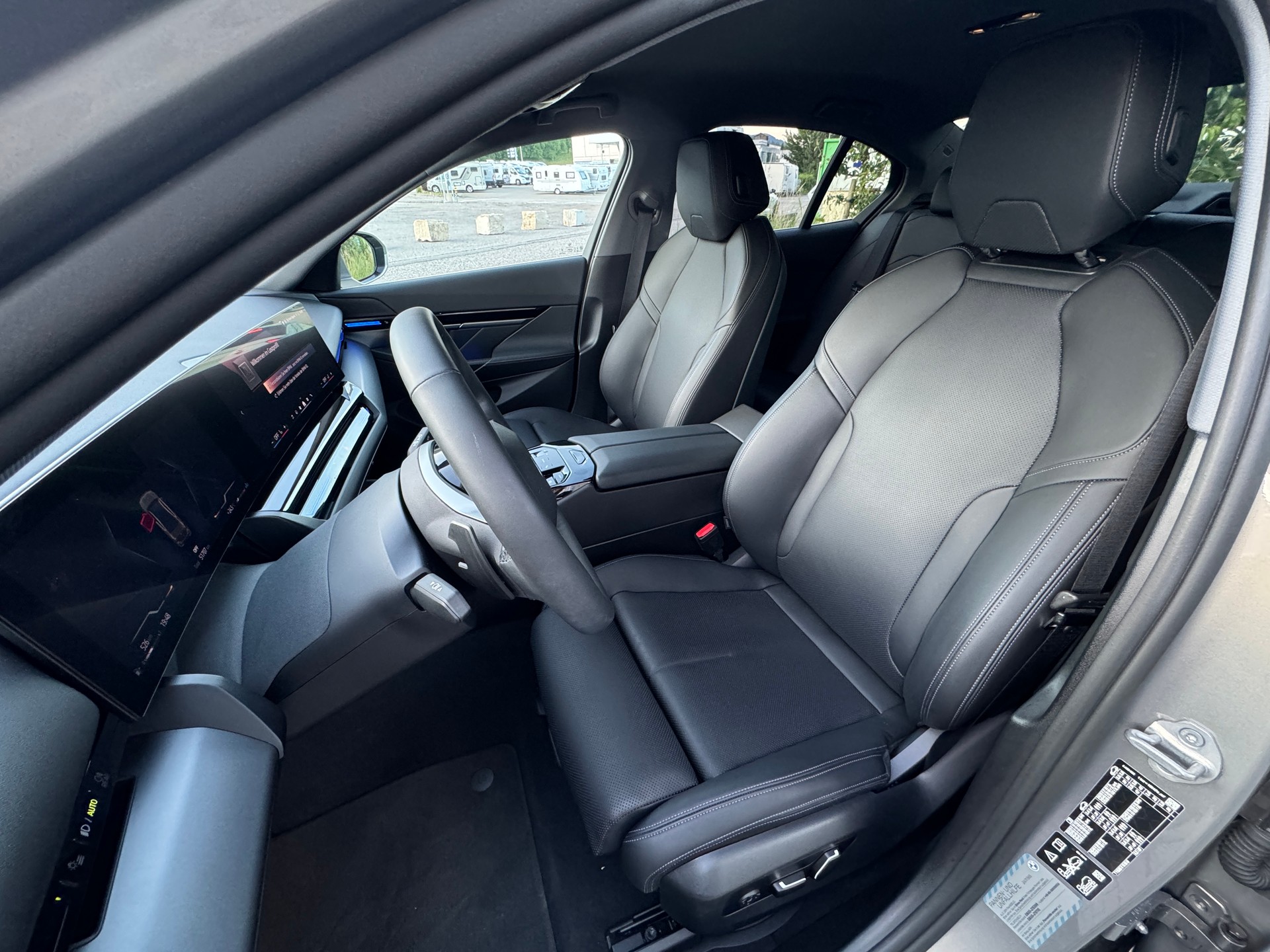 BMW 520d xDrive 48V Steptronic Neues Modell 379.- im Monat 🚀-image-11
