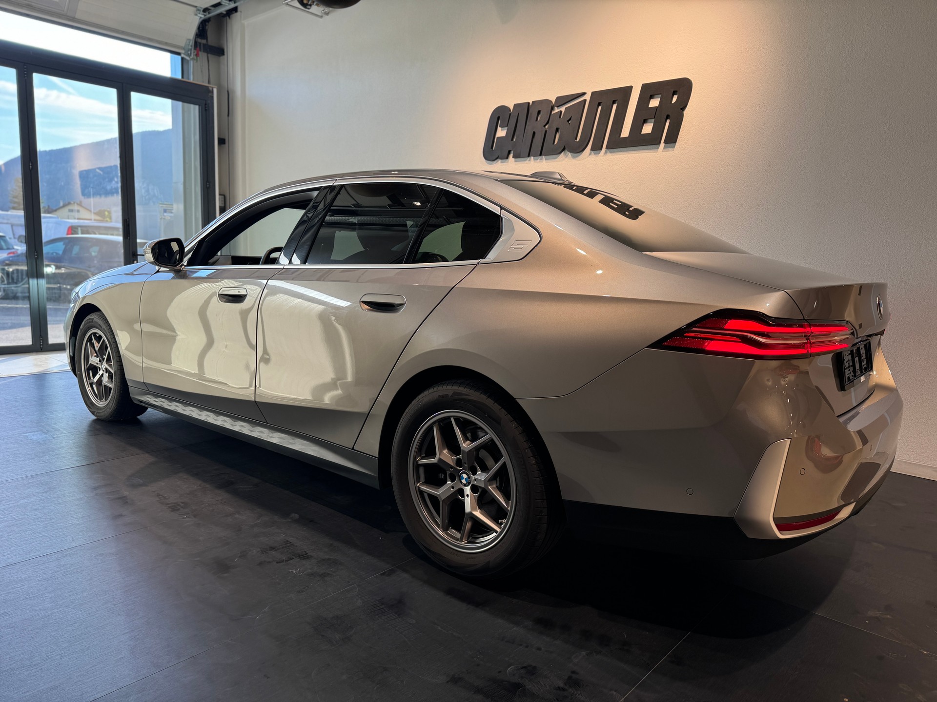 BMW 520d xDrive 48V Steptronic Neues Modell 379.- im Monat 🚀-image-7