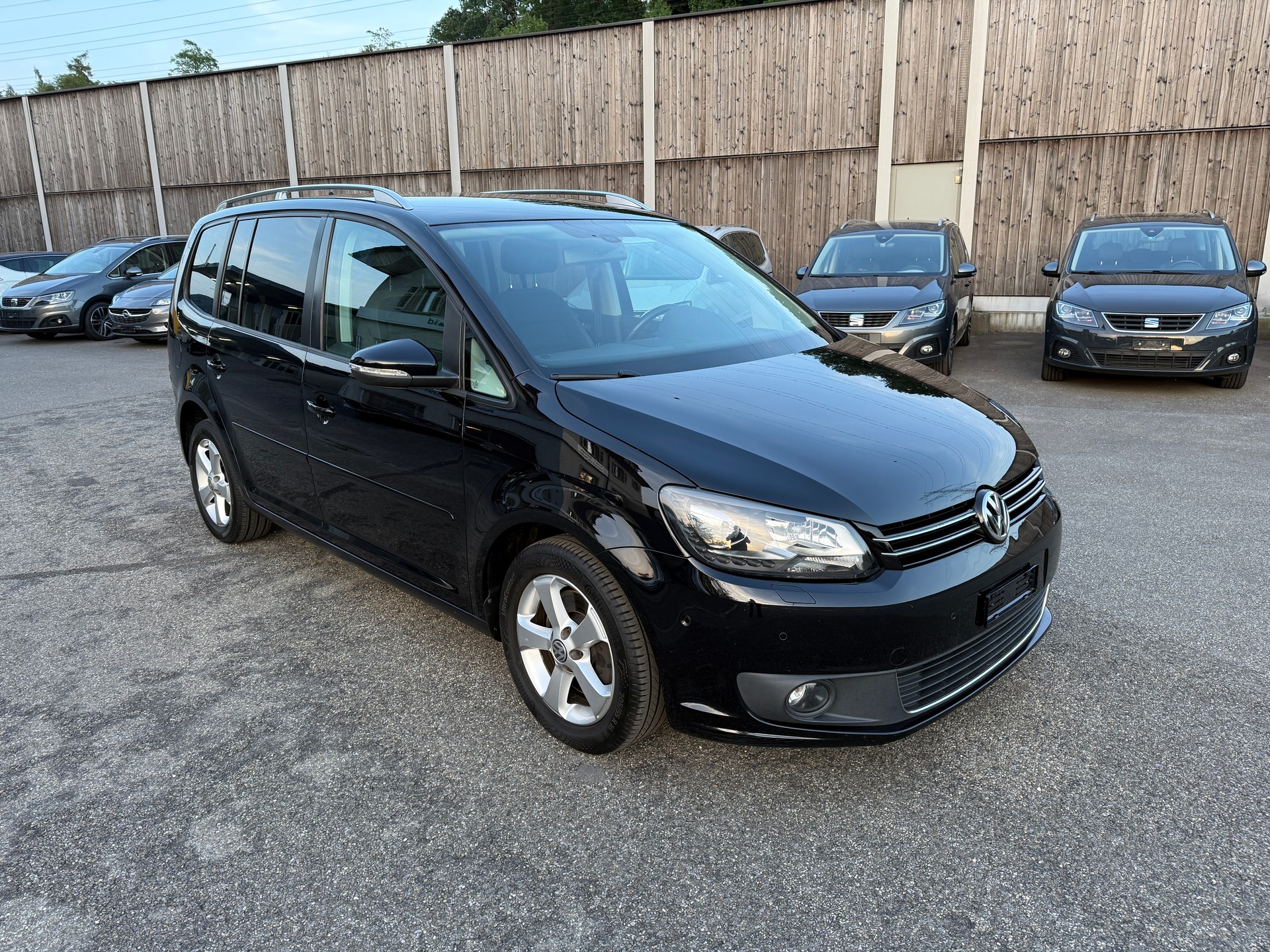 VW Touran 1.4 TSI Highline DSG-image-6