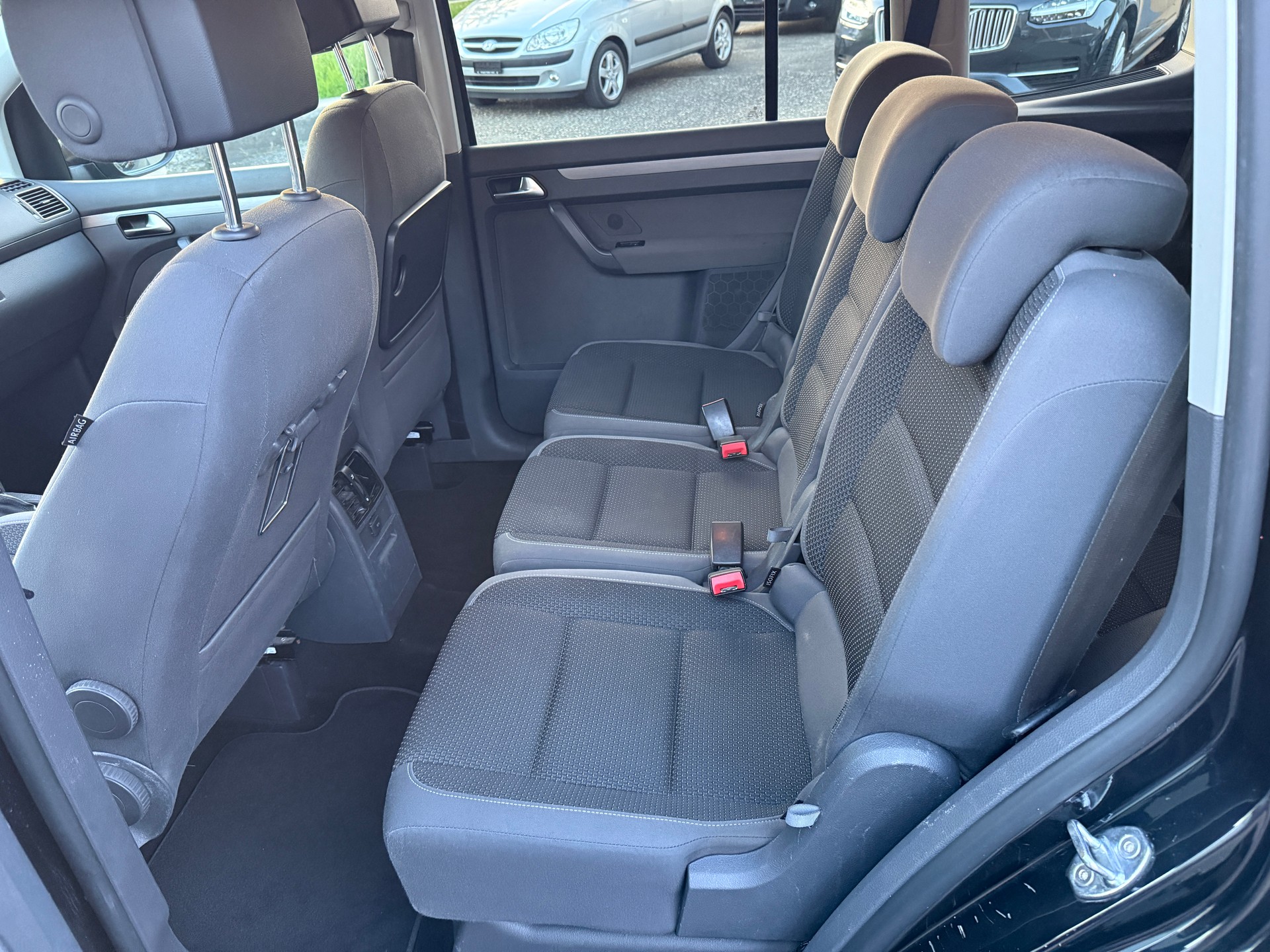 VW Touran 1.4 TSI Highline DSG-image-10