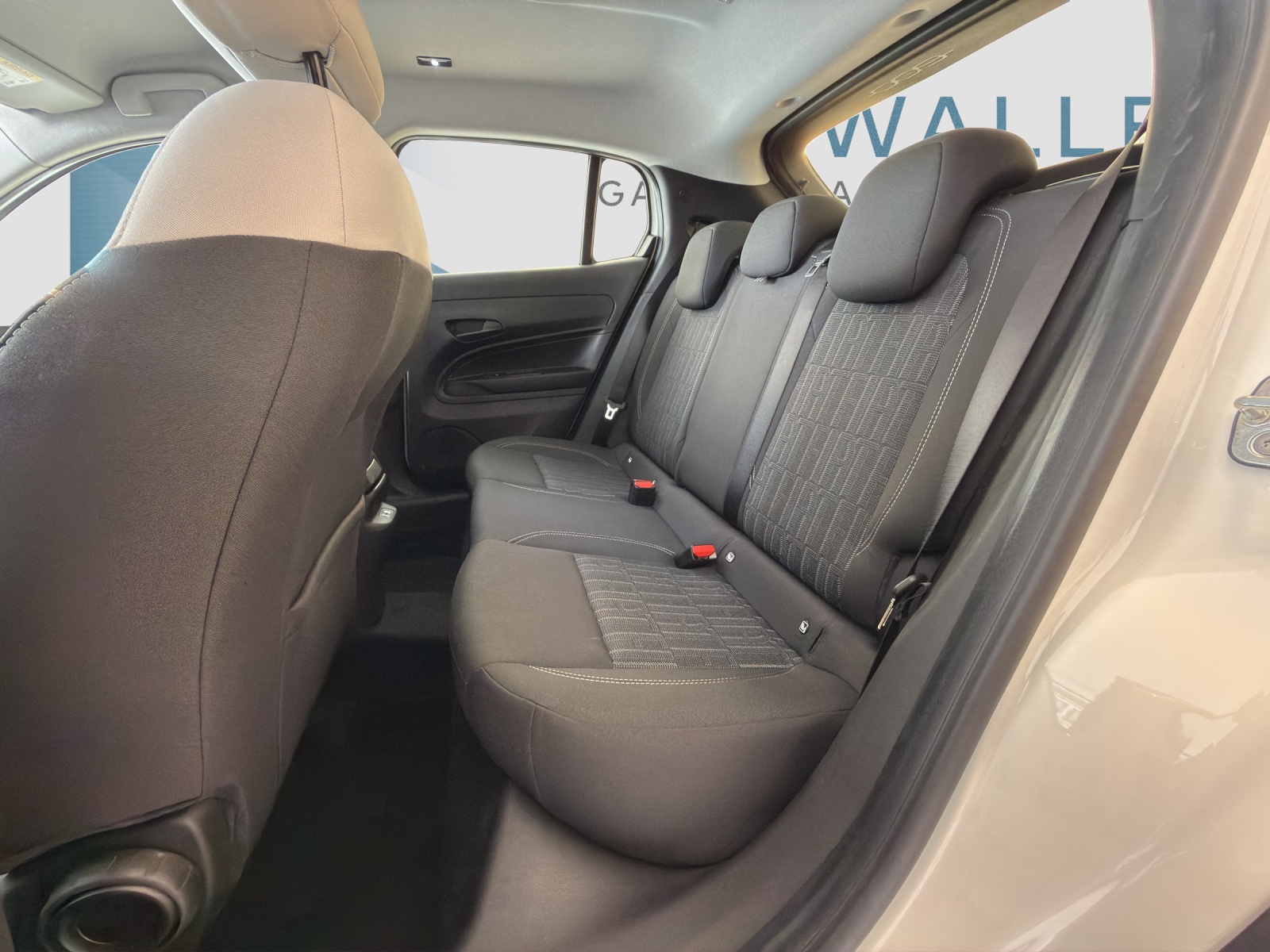 FIAT 600 1.2 Hybrid Swiss Ed-image-7