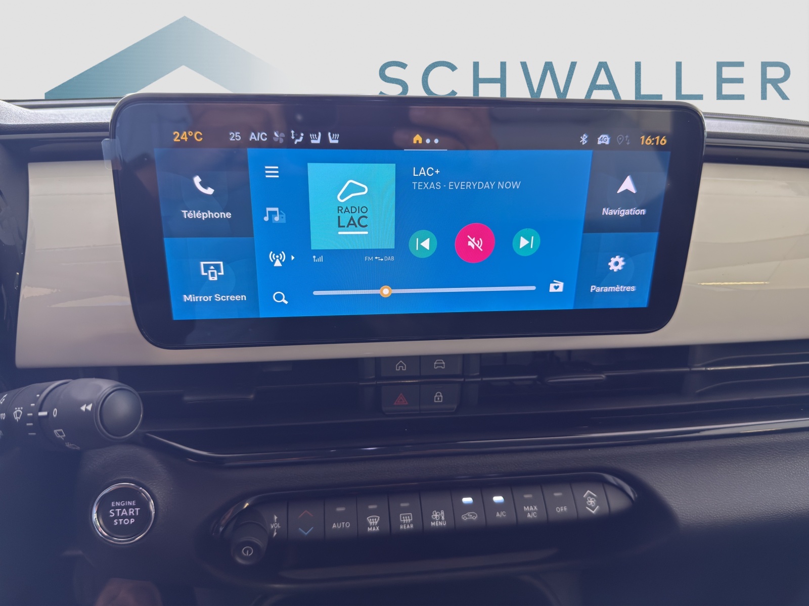 FIAT 600 1.2 Hybrid Swiss Ed-image-10