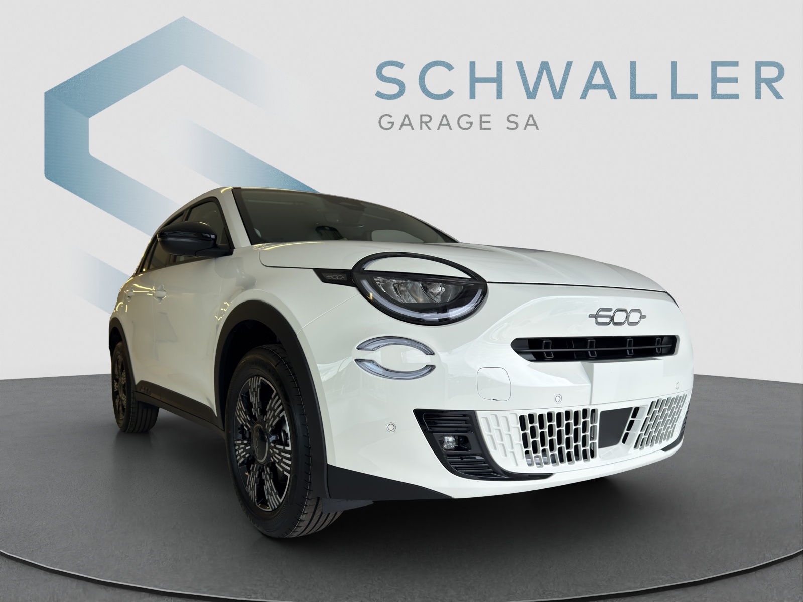 FIAT 600 1.2 Hybrid Swiss Ed-image-0