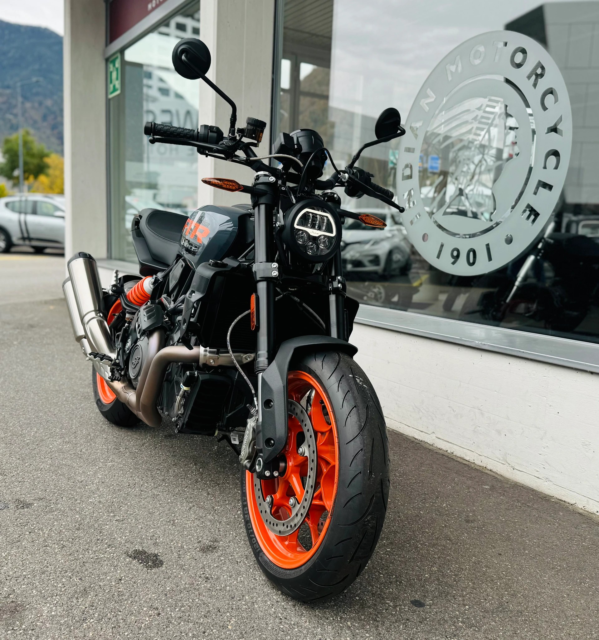 INDIAN FTR 1200 Stealth Gray