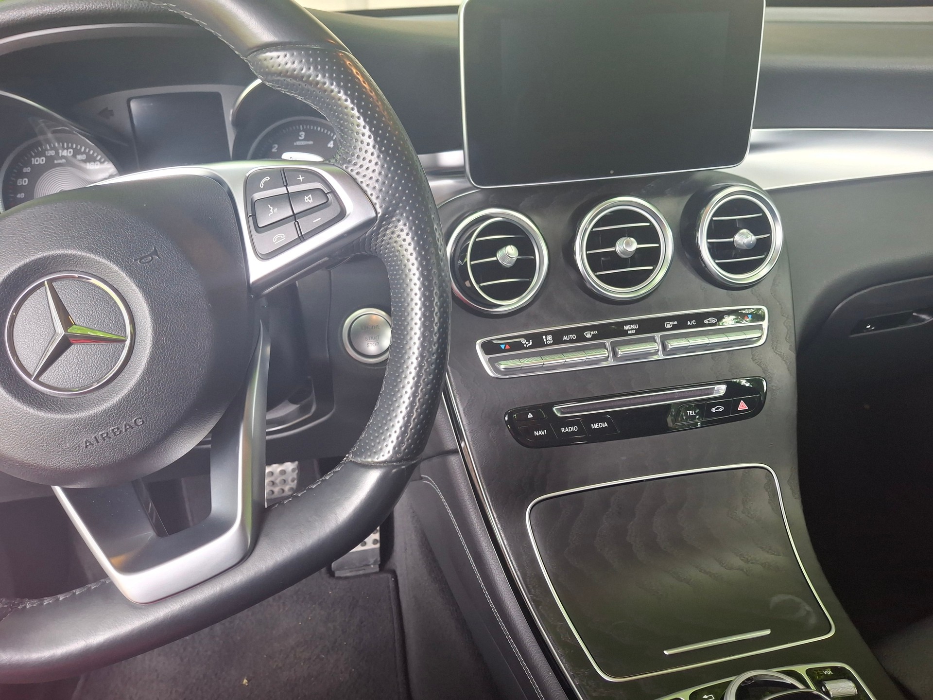 MERCEDES-BENZ GLC 350 d 4m-image-3