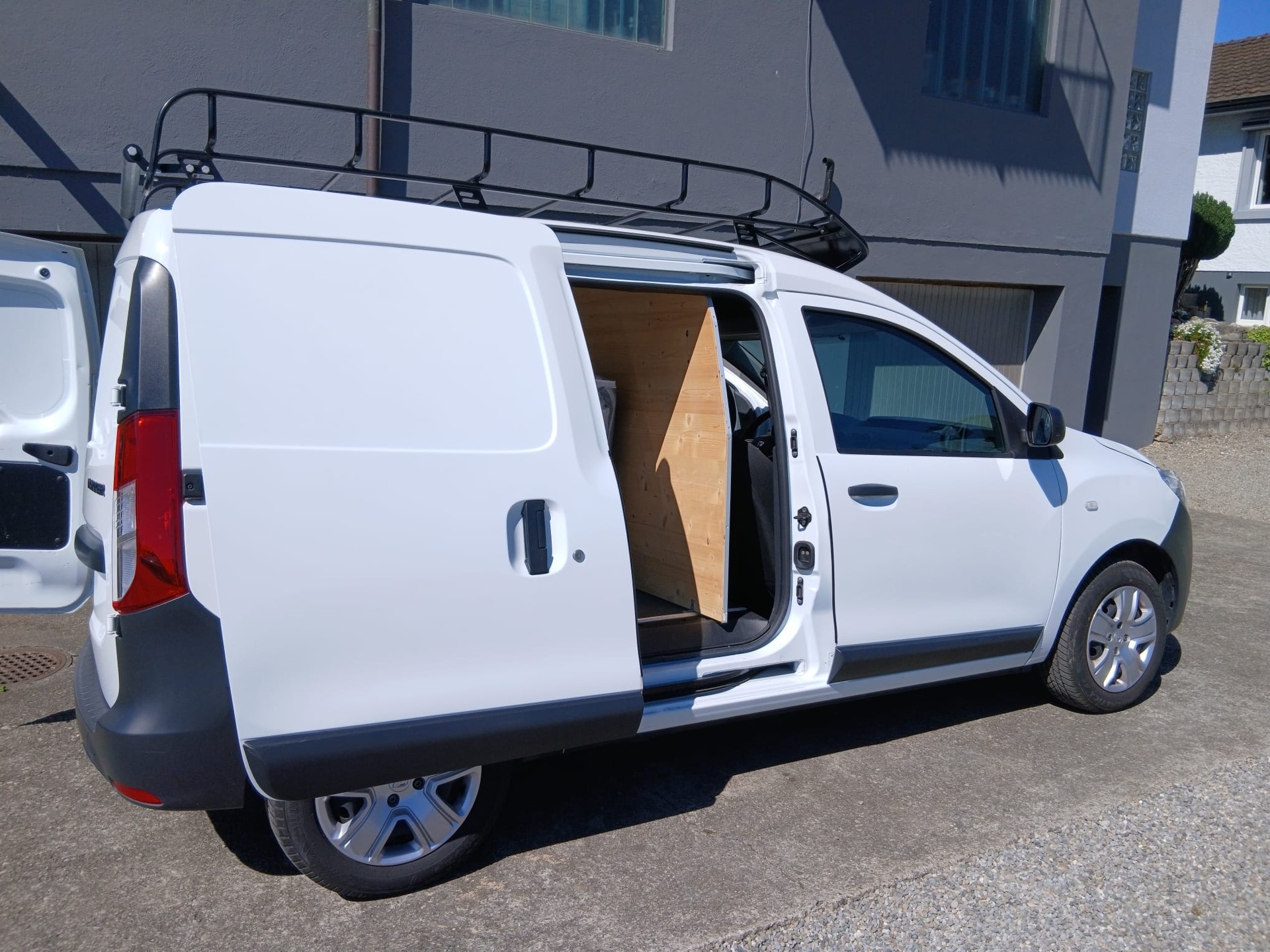 DACIA Dokker Van TCe 100 PF Essential-image-3