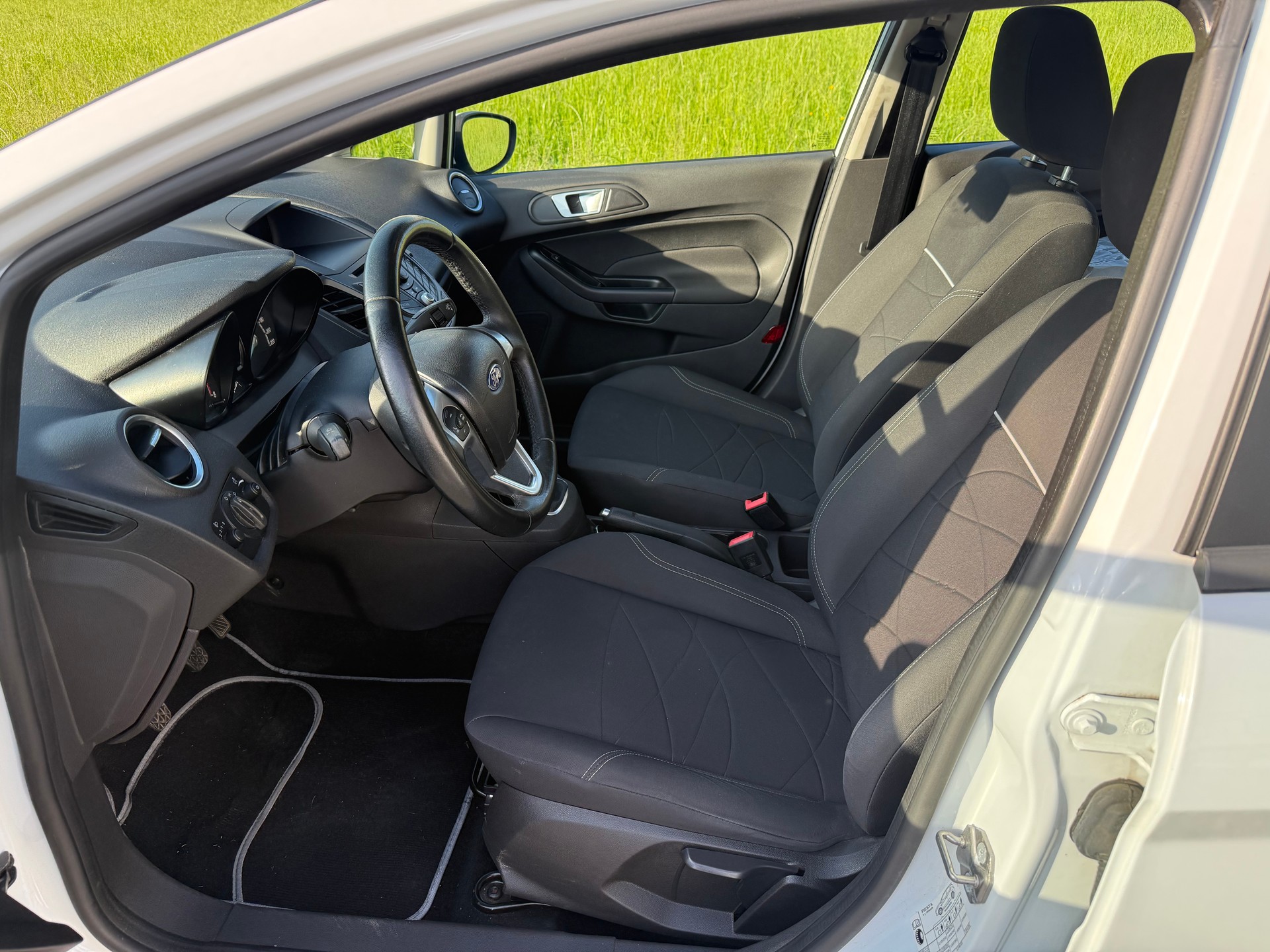 FORD Fiesta 1.0 Trend-image-6