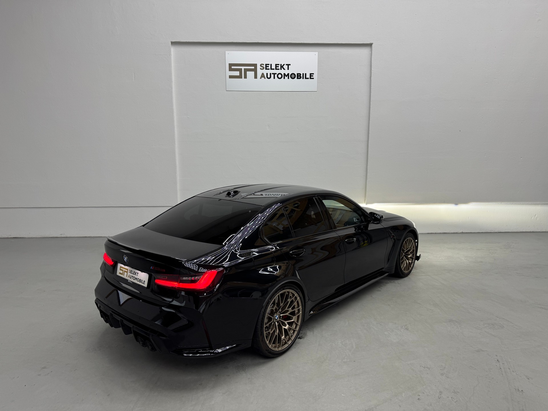 BMW M3 CS | Black Sapphire-image-5