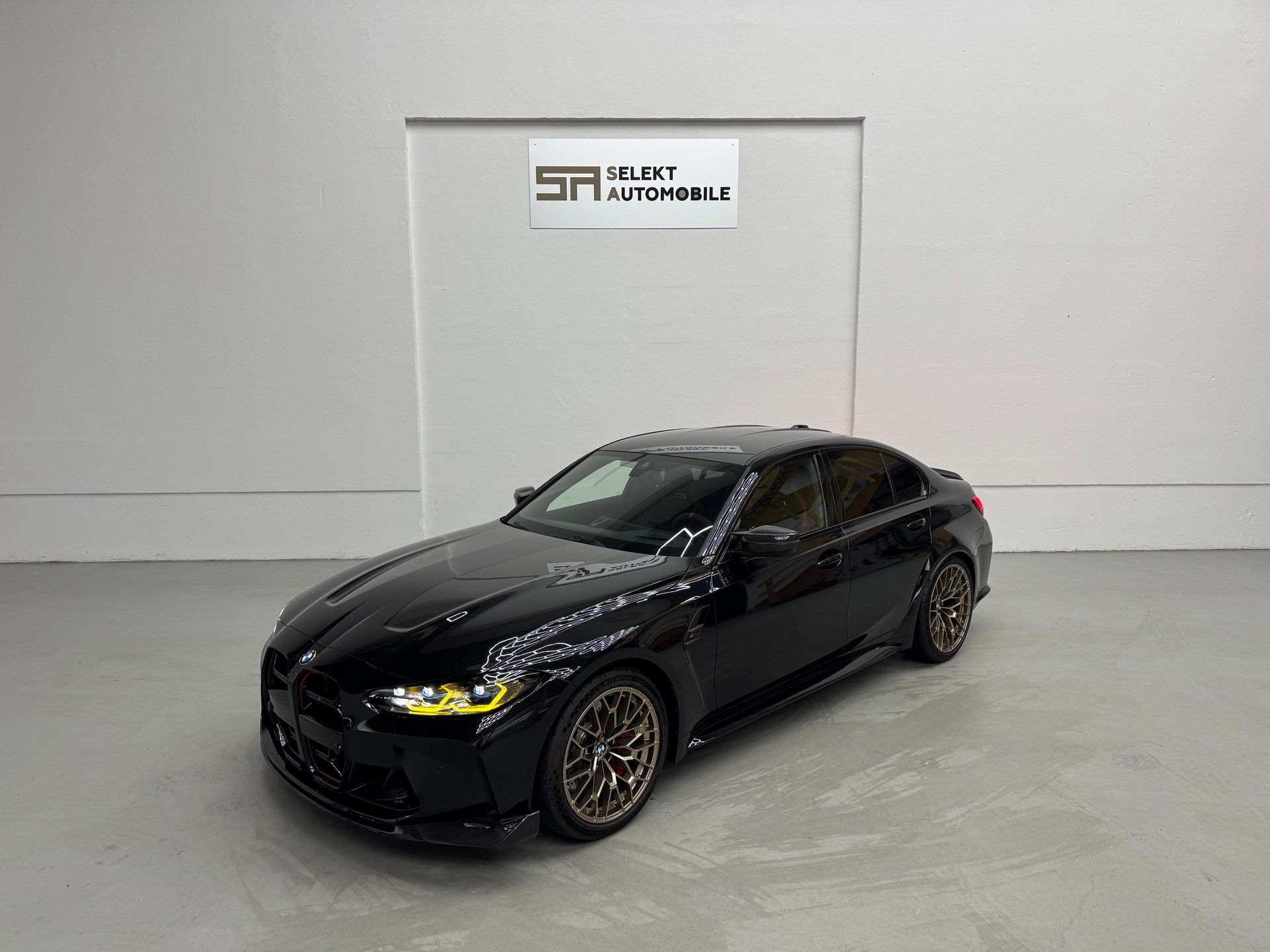 BMW M3 CS | Black Sapphire-image-0
