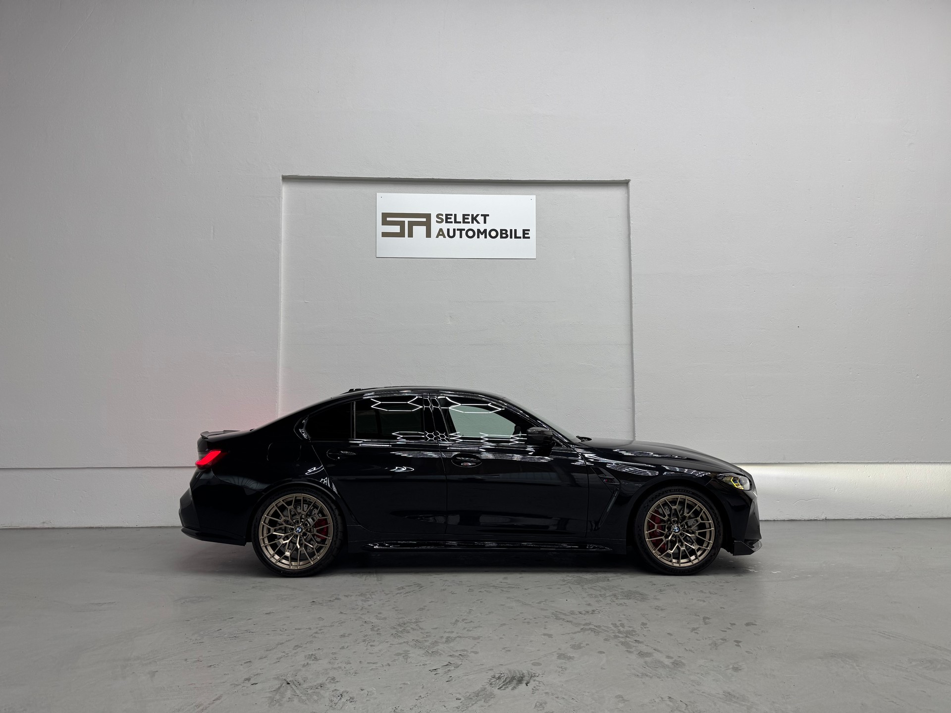 BMW M3 CS | Black Sapphire-image-6