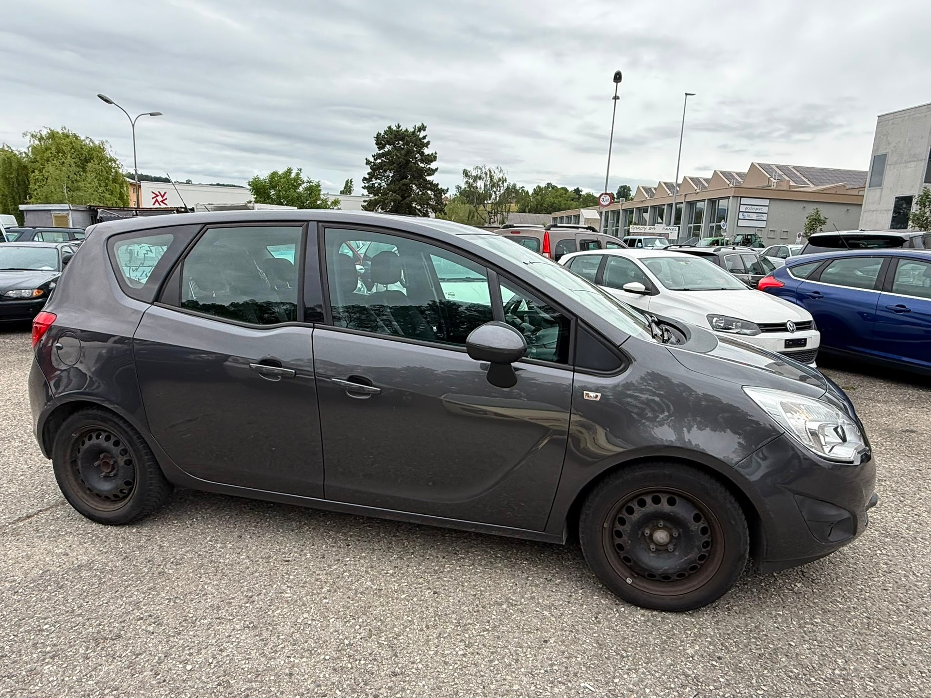 OPEL Meriva 1.4 Turbo Automatic-image-2