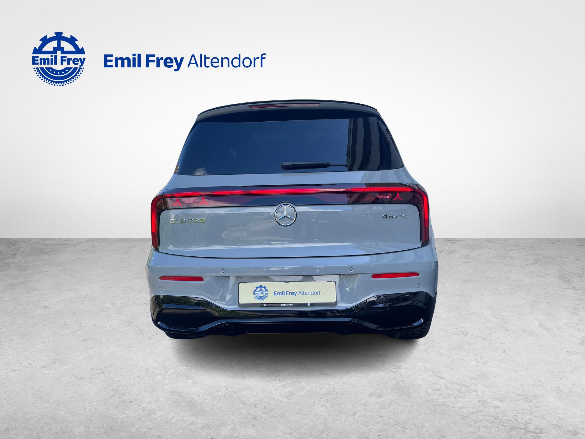 MERCEDES-BENZ GLB 220 4MATIC AMG Line-showroom-element-3