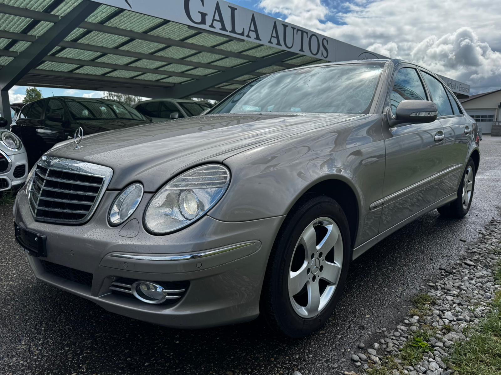 MERCEDES-BENZ E 280 Classic 4Matic Automatic-image-0