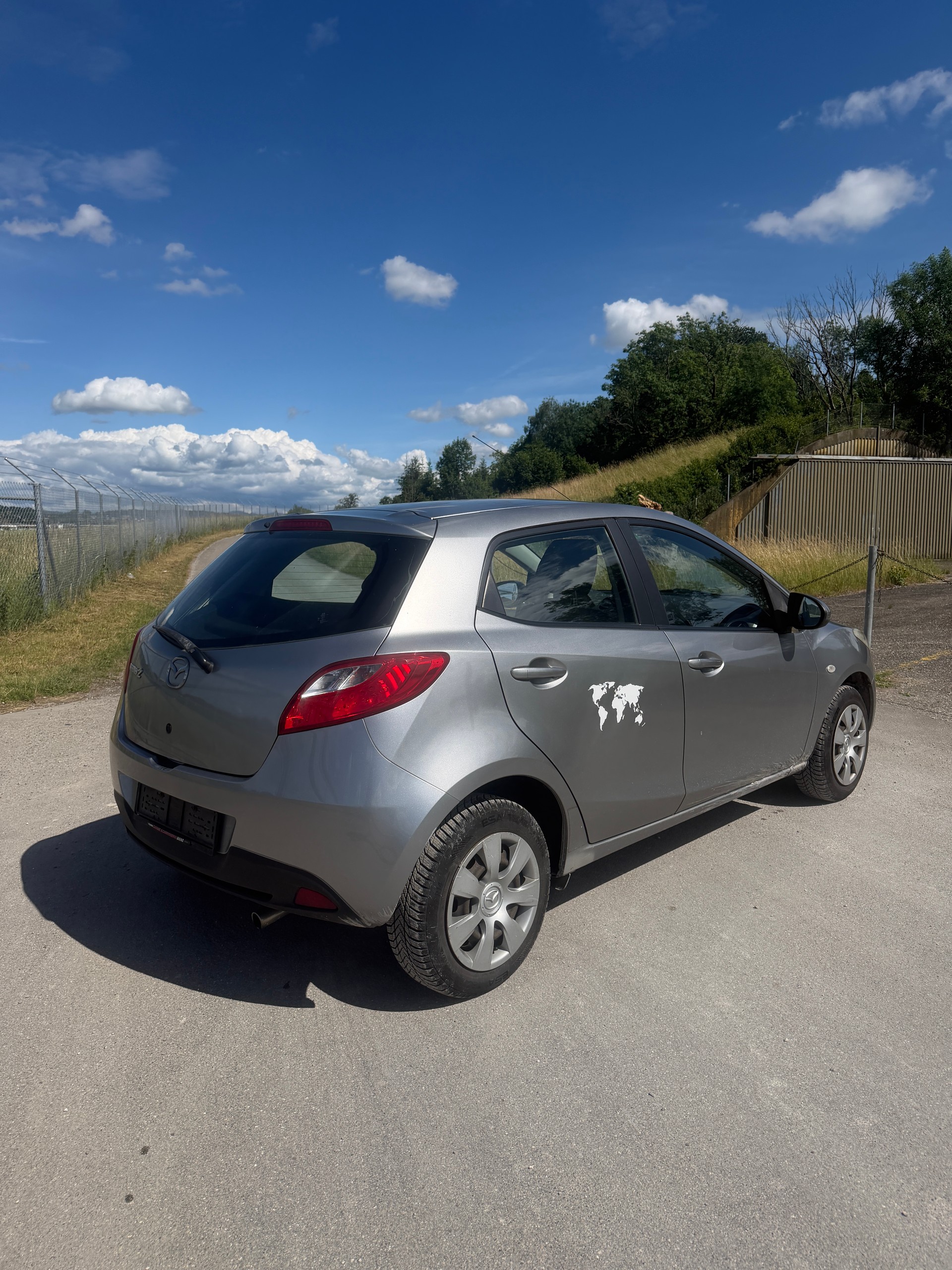 MAZDA 2 1.3i 16V Exclusive-image-6