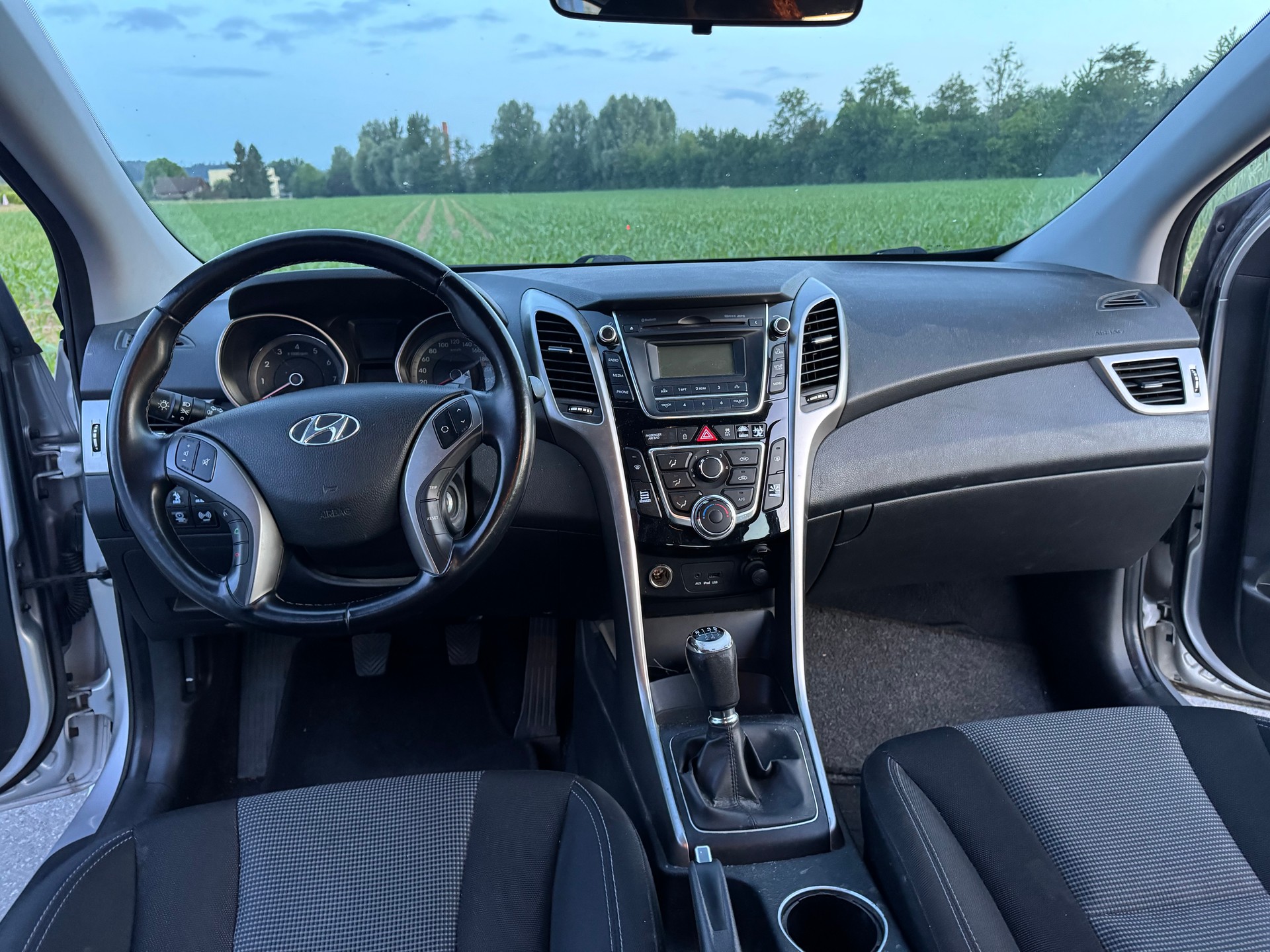 HYUNDAI i30 1.4 Comfort-image-11