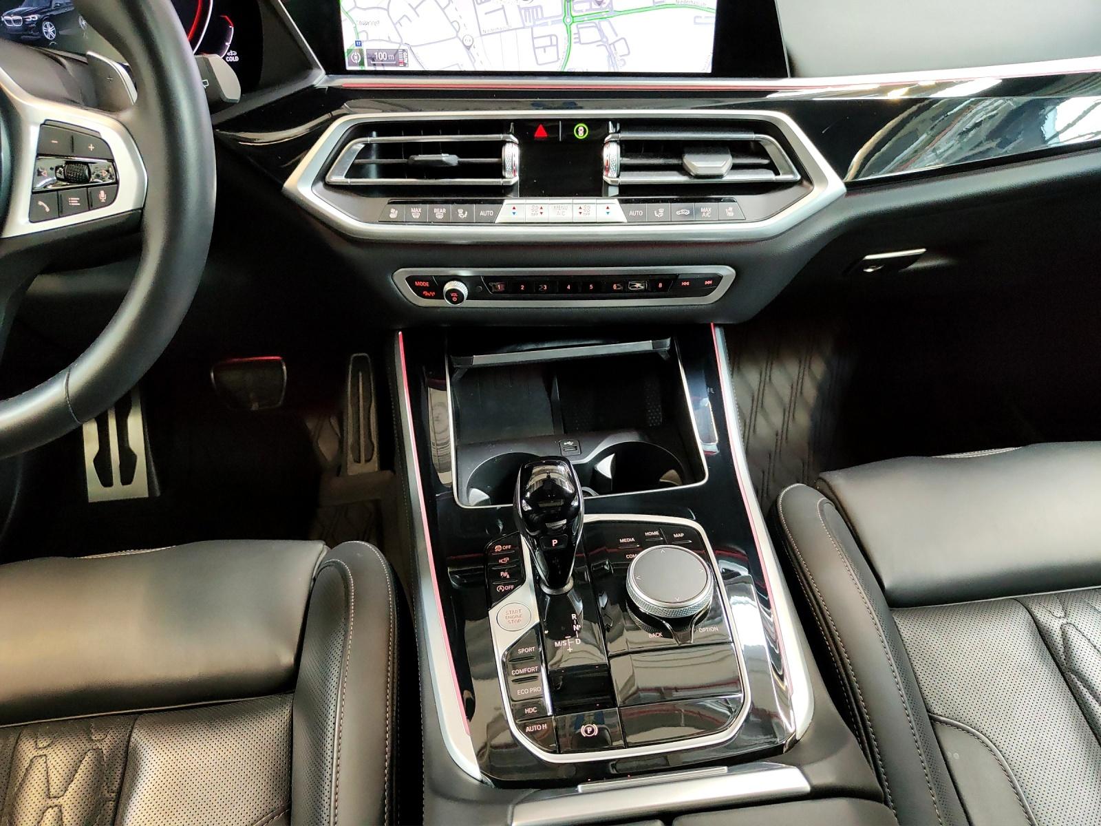 BMW X5 M50i xDrive Bowers & Wilkins Diamond Surround Sound-image-12