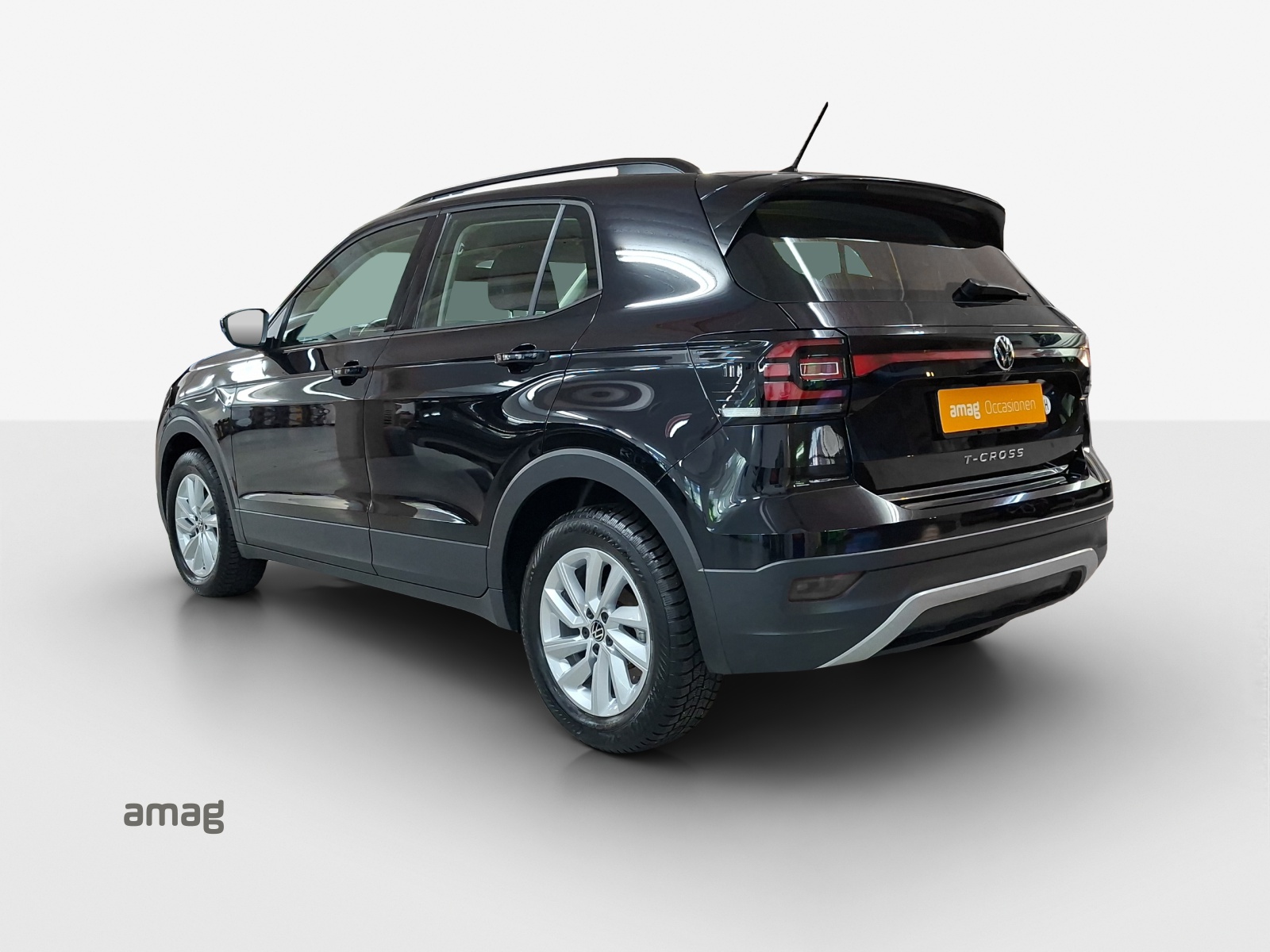 VW T-Cross 1.0 TSI Life Limited DSG-image-2
