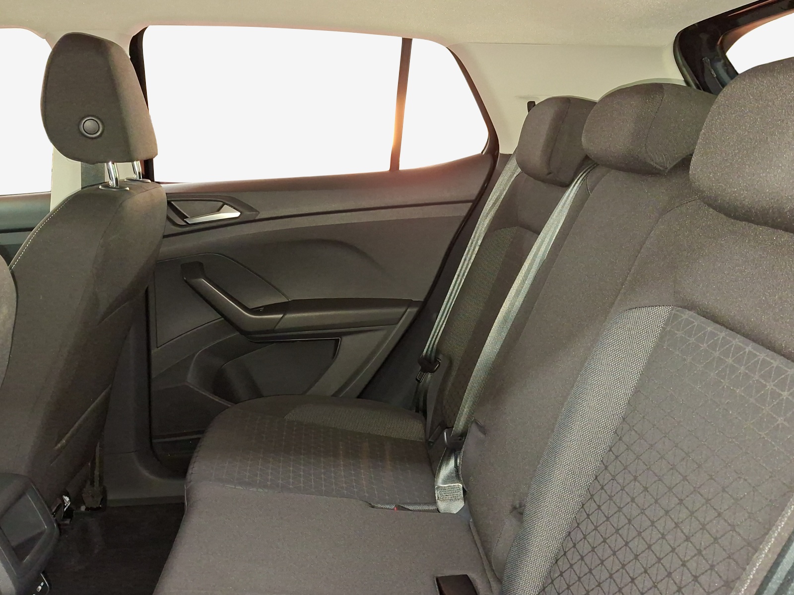 VW T-Cross 1.0 TSI Life Limited DSG-image-11