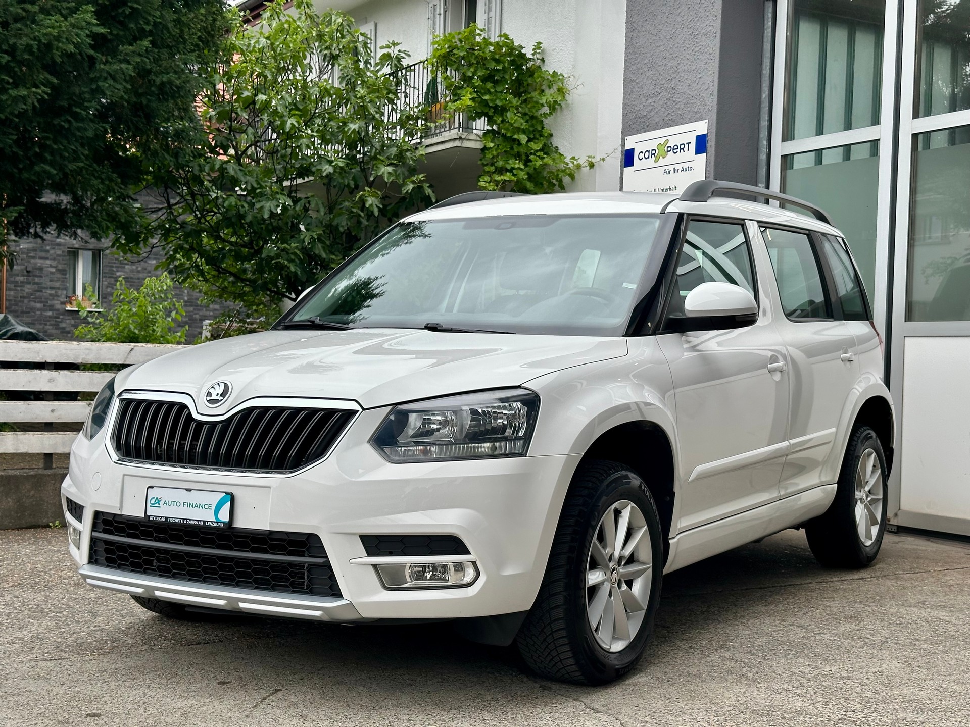 SKODA Yeti 2.0 TDI Active 4x4-image-3