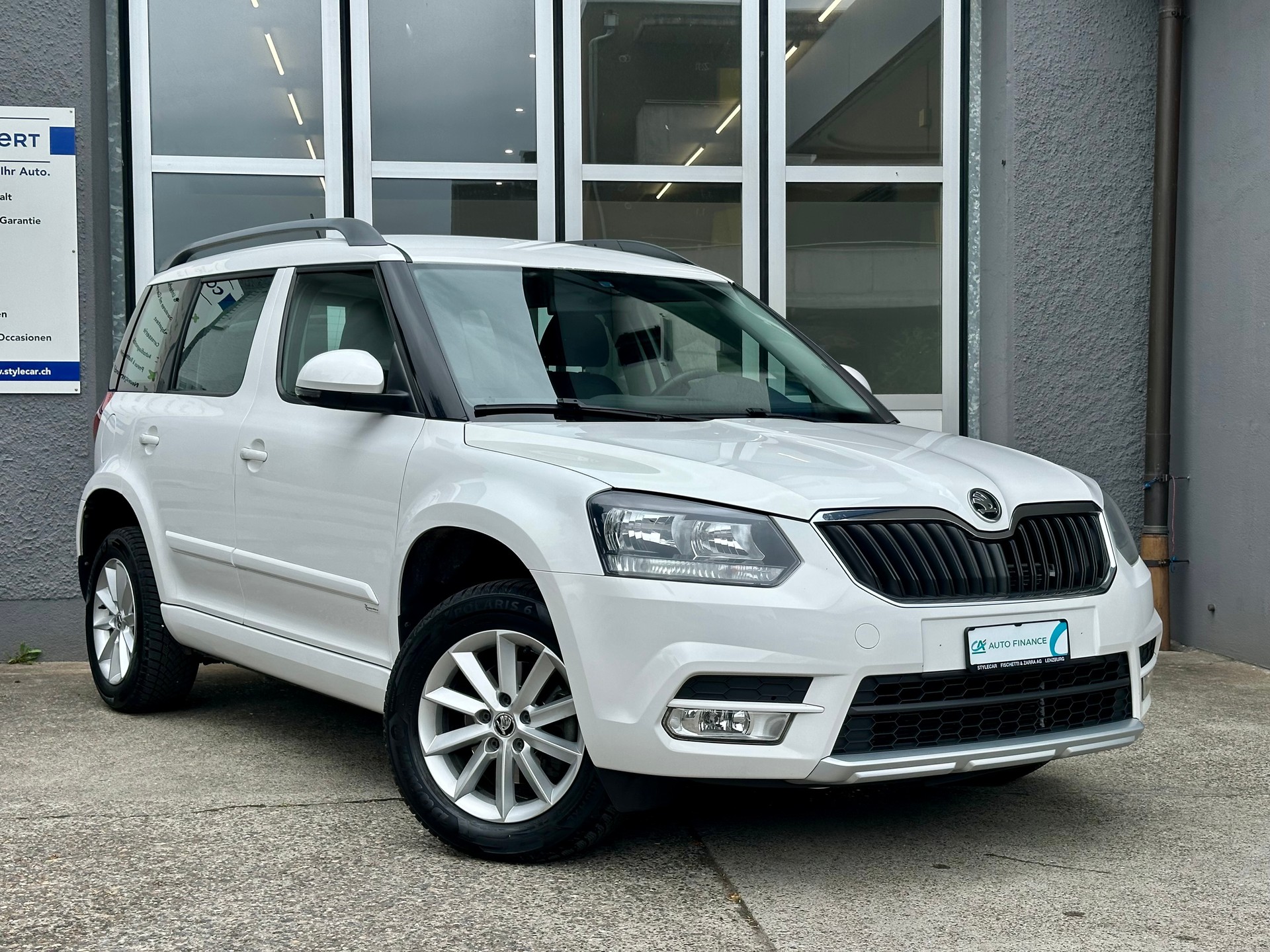 SKODA Yeti 2.0 TDI Active 4x4-image-0