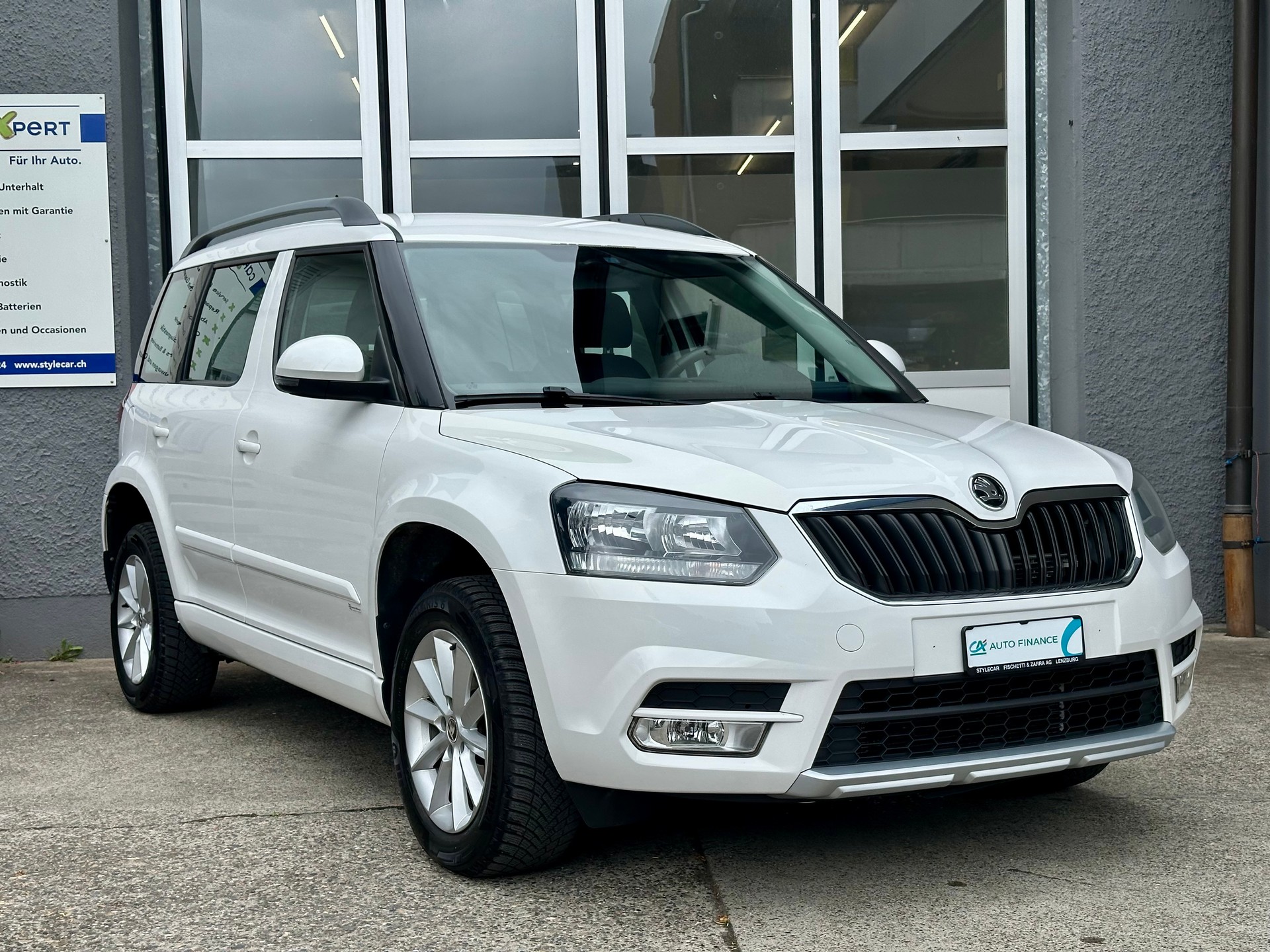 SKODA Yeti 2.0 TDI Active 4x4-image-4