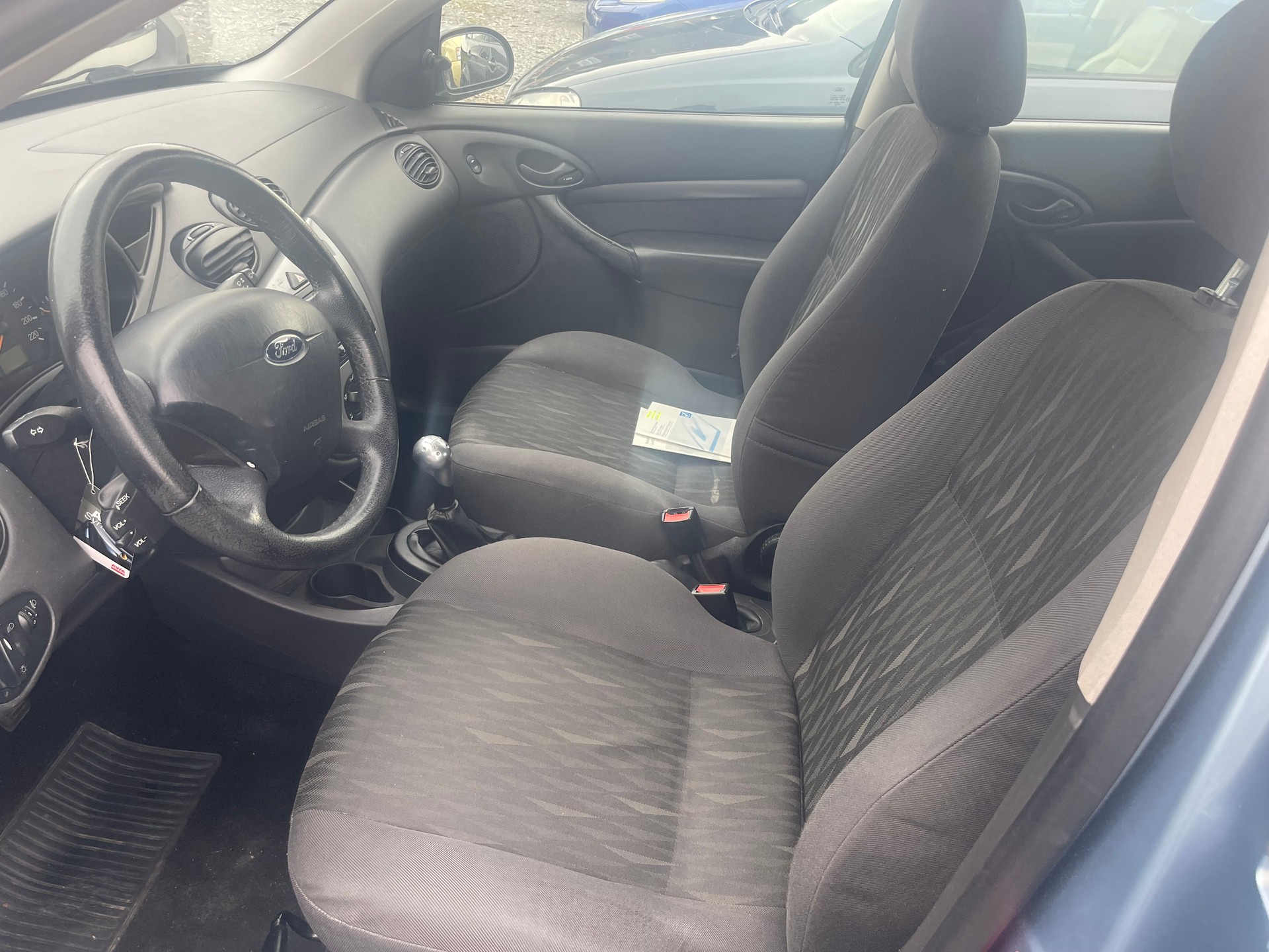 FORD Focus 1.6i 16V Carving-image-10
