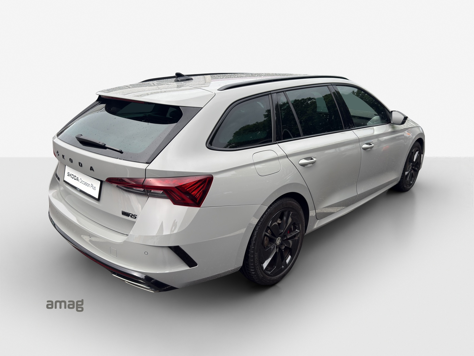 SKODA Octavia Combi 2.0 TSI DSG RS-image-4