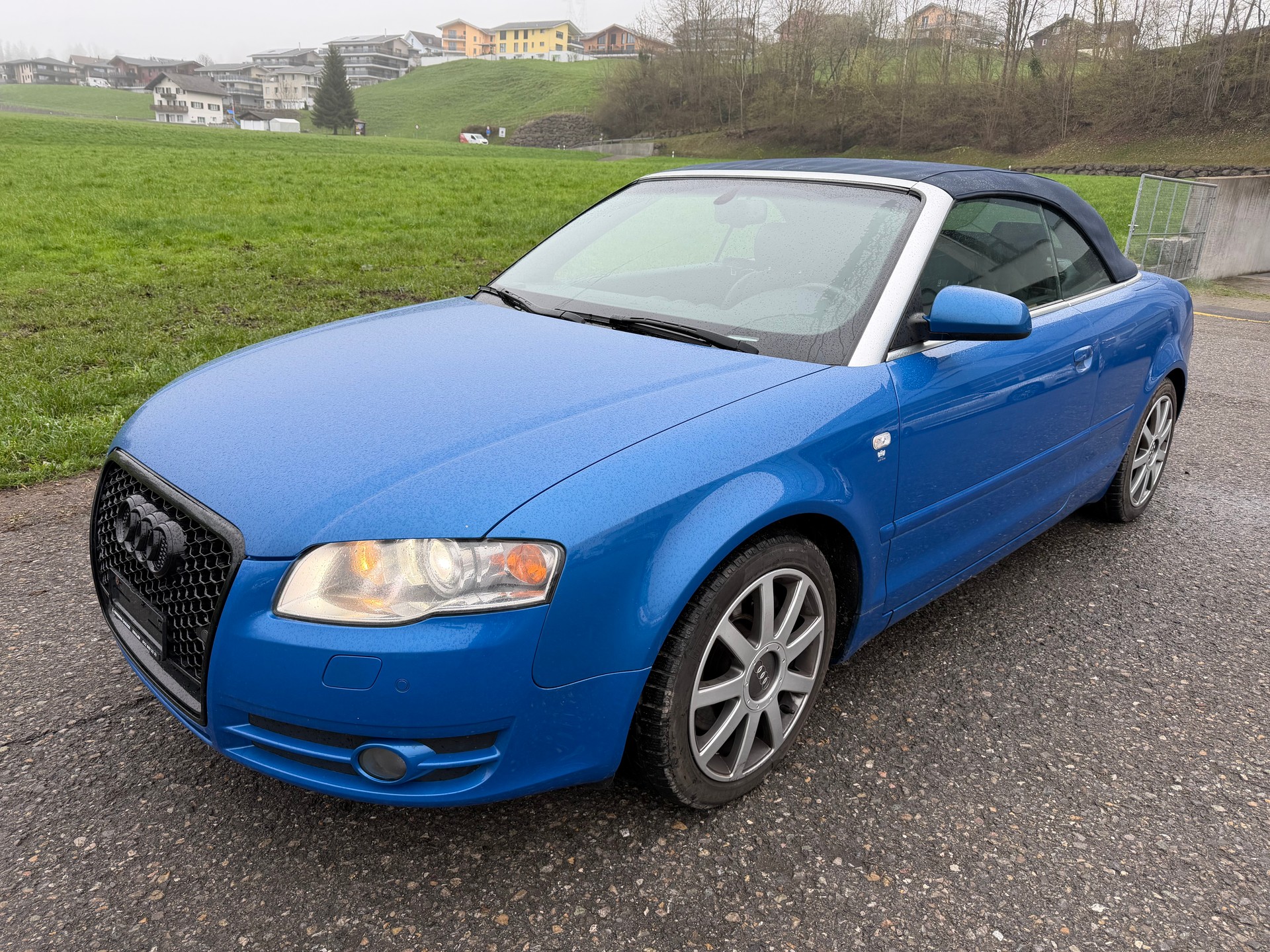AUDI A4 Cabriolet 3.2 FSI quattro-image-0