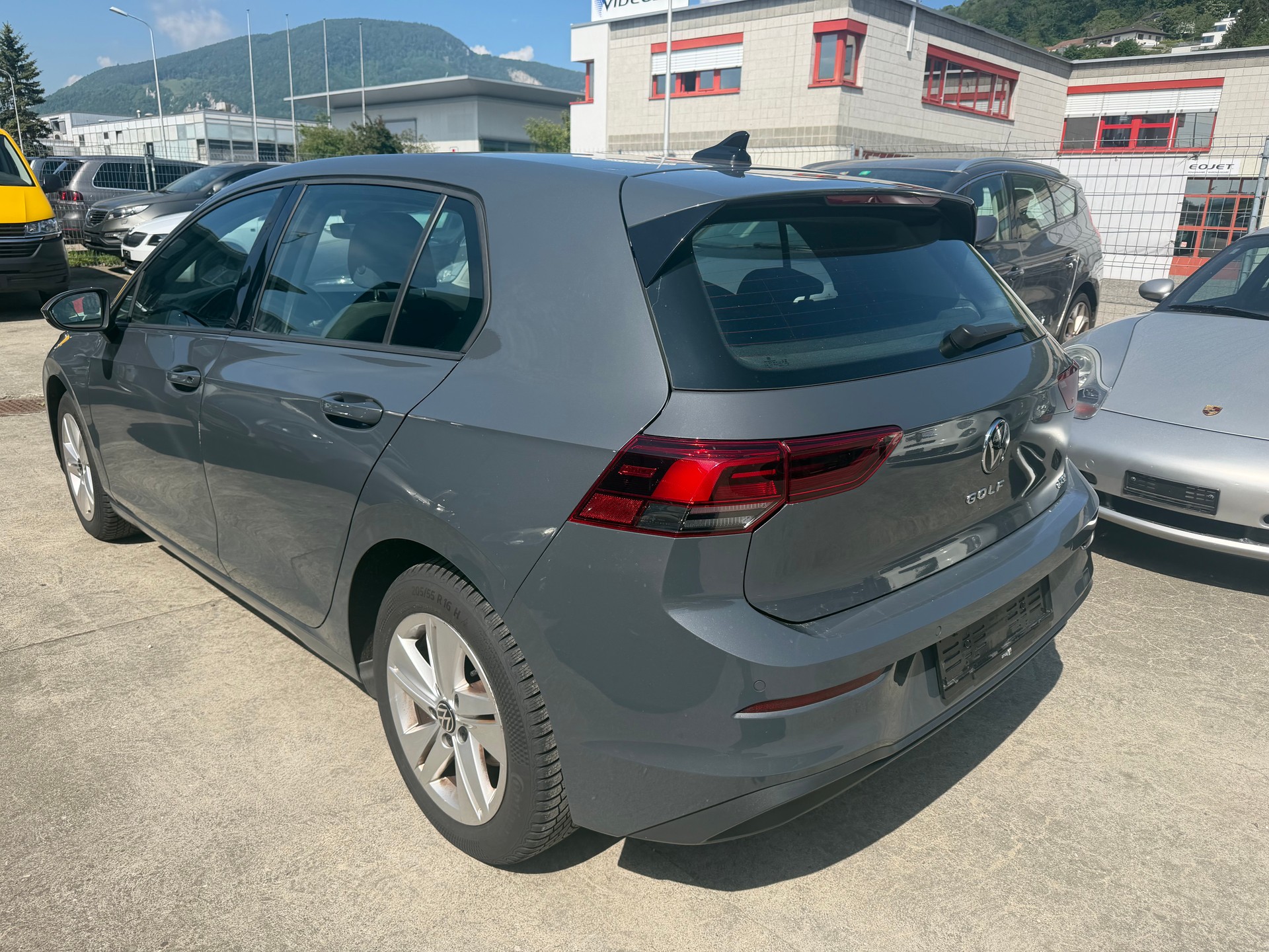 VW Golf 1.0 eTSI mHEV ACTLife DSG-image-4