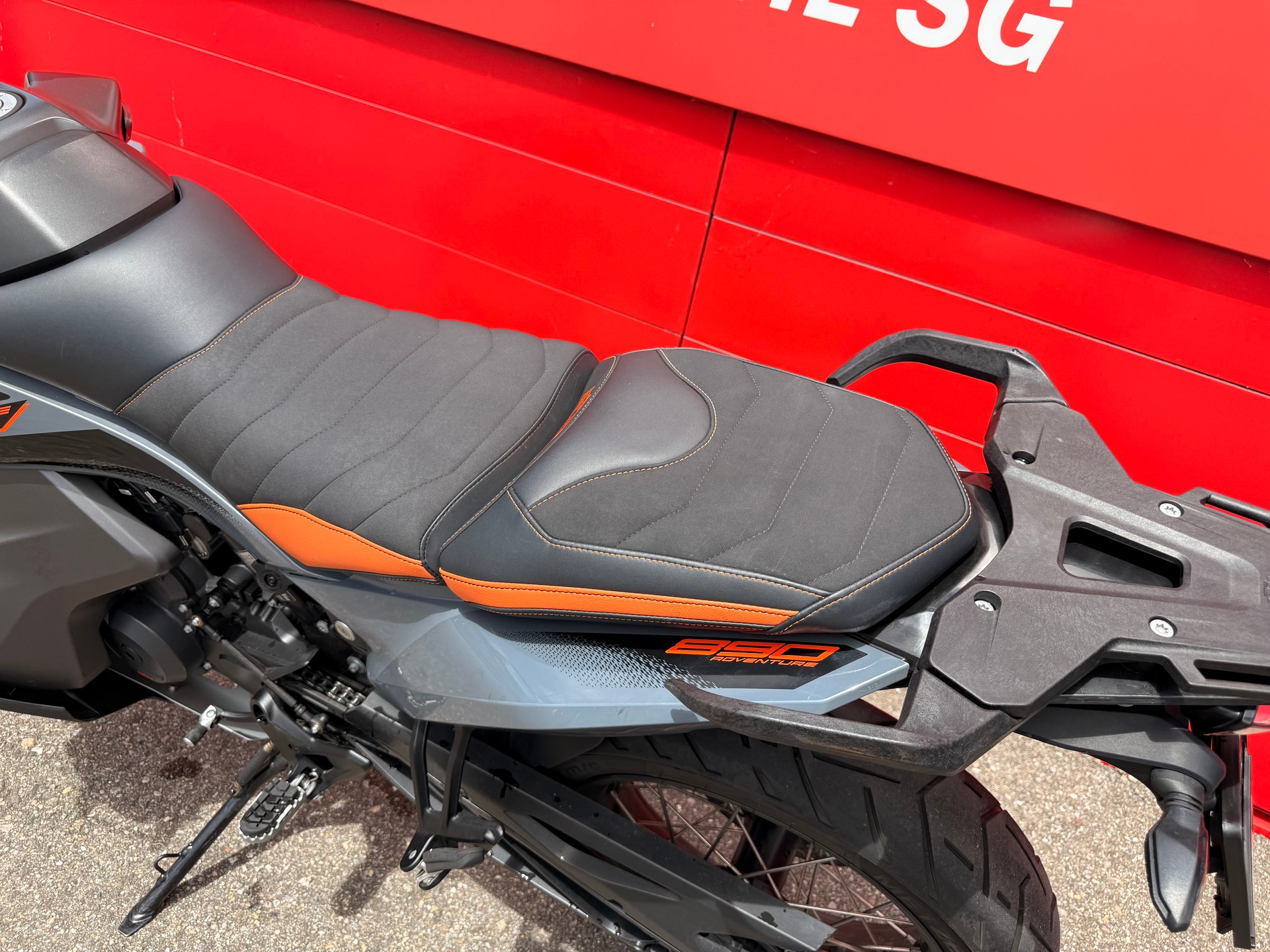 KTM 890 Adventure-image-7