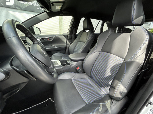 TOYOTA RAV-4 2.5 HSD Style 4WD-image-6