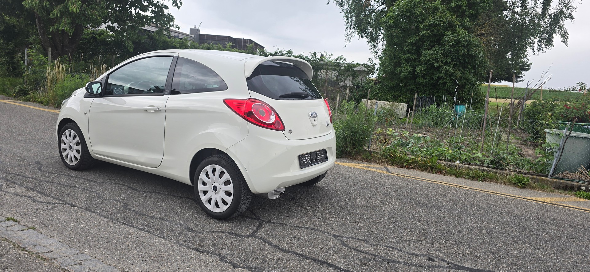 FORD KA 1.25 Titanium-image-4
