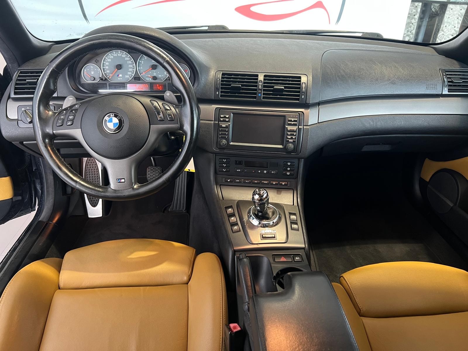 BMW M3 Cabriolet-image-12